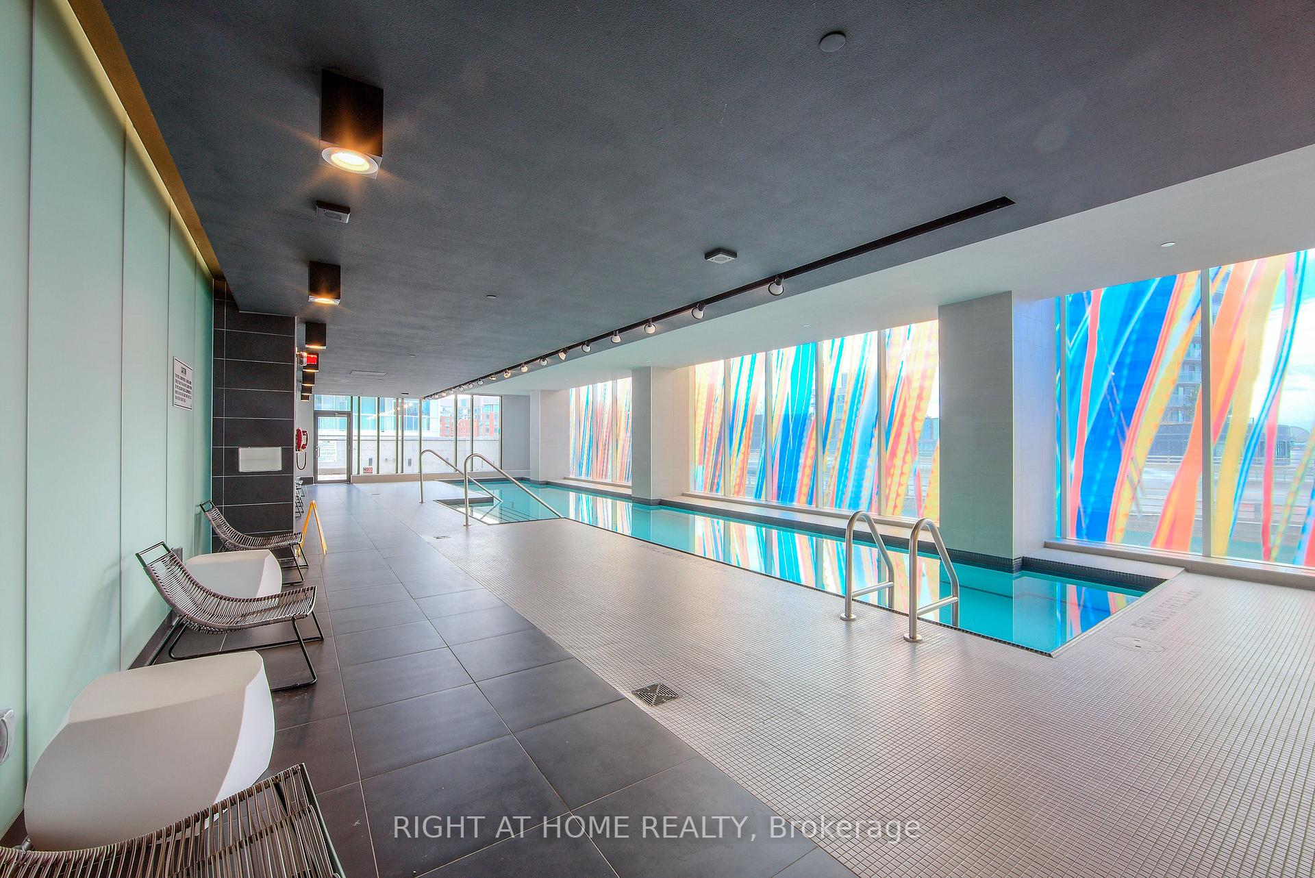Photo 24 of Unit 902, 85 Queens Wharf Road, Toronto, Waterfront Communities — HOMEH