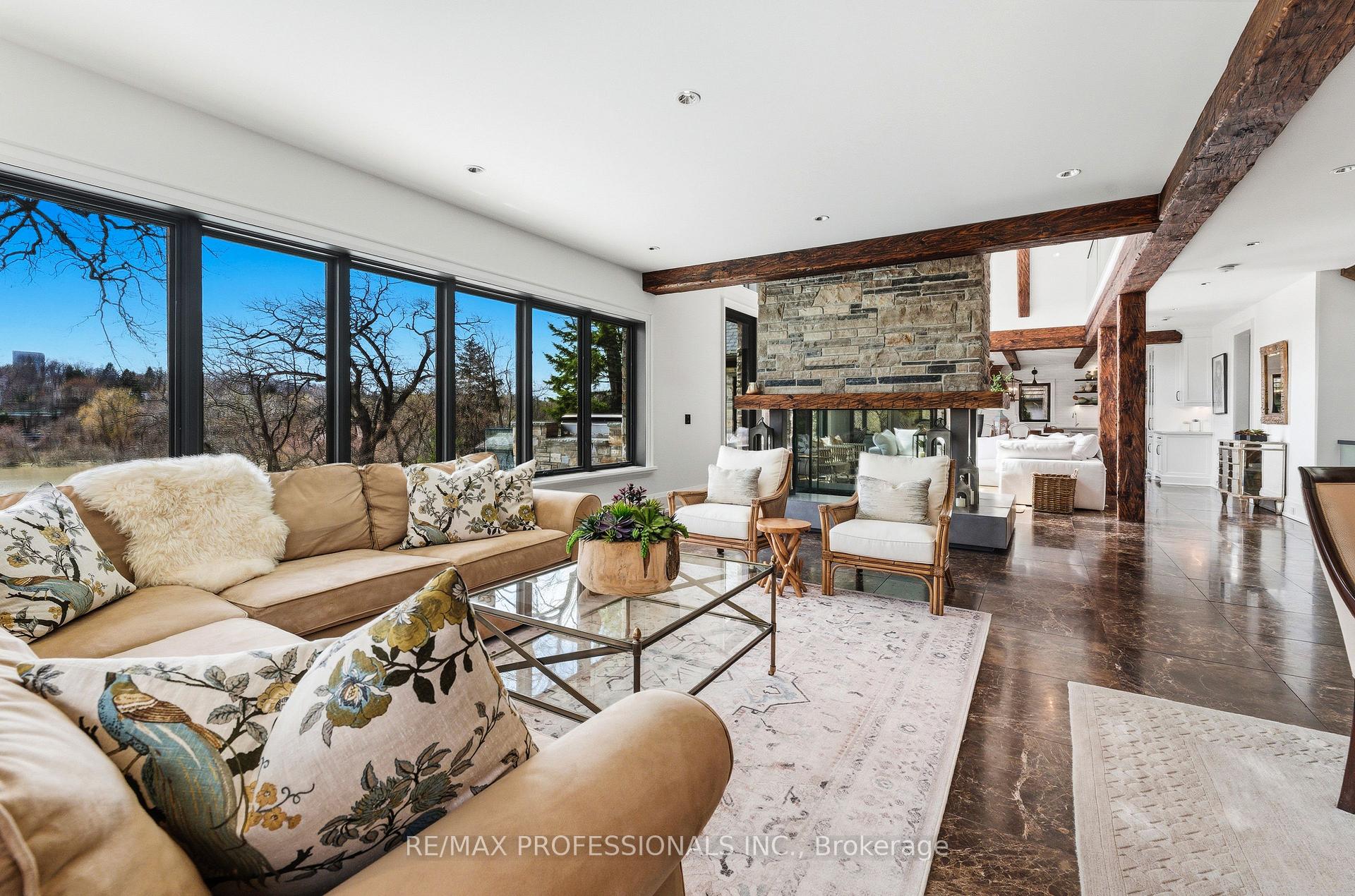 Photo 2 of 23 Riverside Crescent, Toronto, High Park-Swansea — HOMEH
