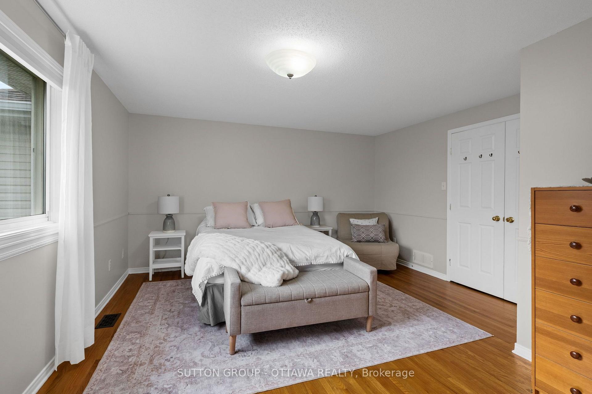 Photo 20 of 52 Windcrest Court, Ottawa, Kanata - Kanata Lakes/Heritage Hills — HOMEH