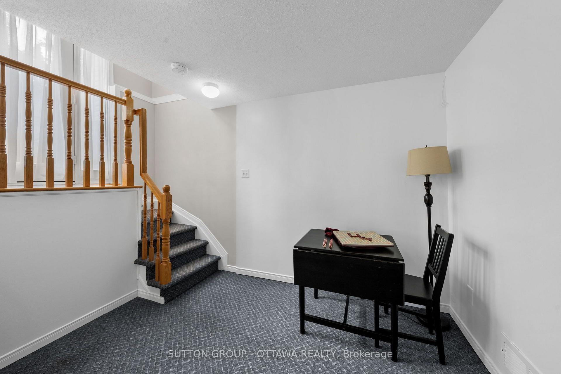Photo 28 of 52 Windcrest Court, Ottawa, Kanata - Kanata Lakes/Heritage Hills — HOMEH