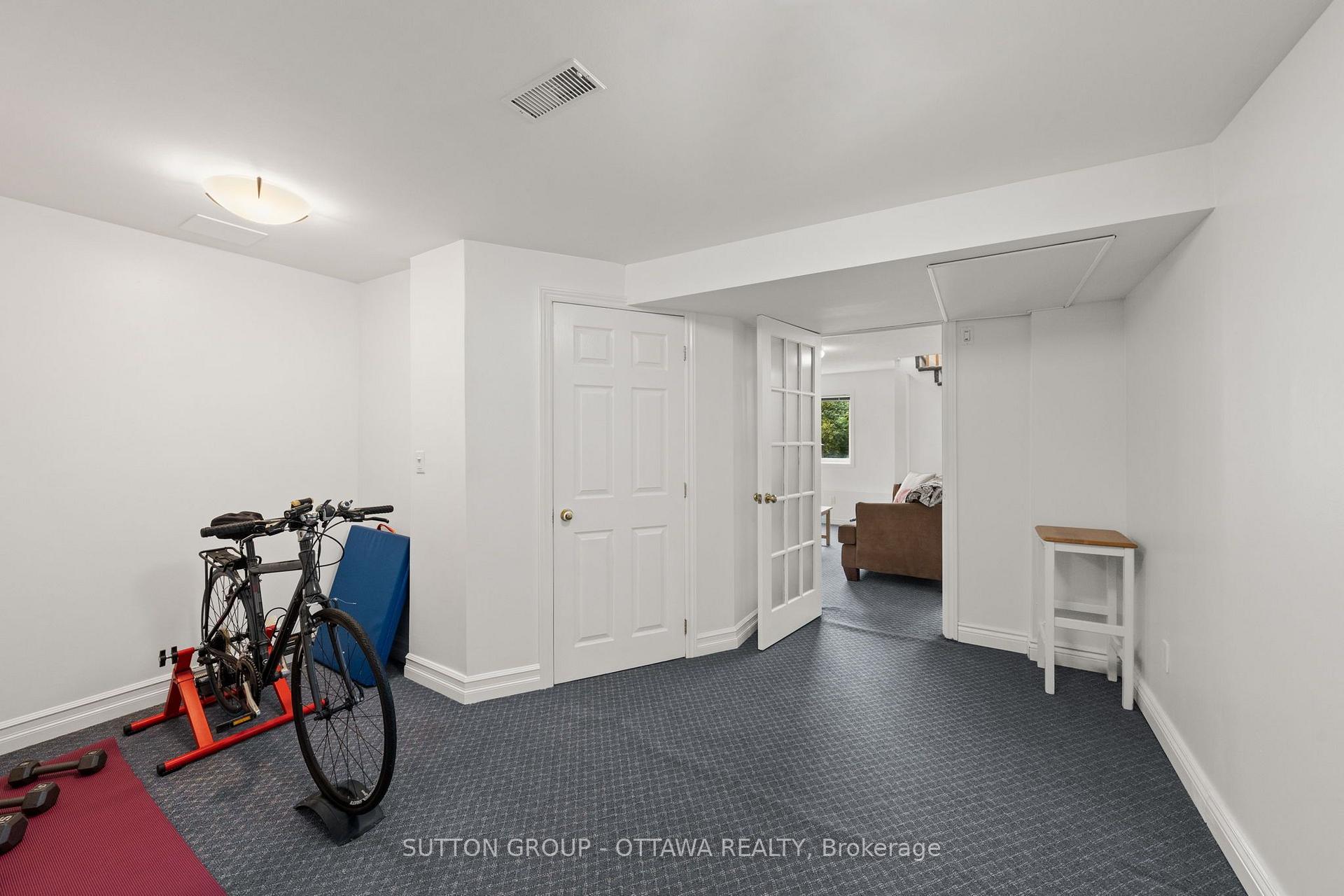 Photo 31 of 52 Windcrest Court, Ottawa, Kanata - Kanata Lakes/Heritage Hills — HOMEH