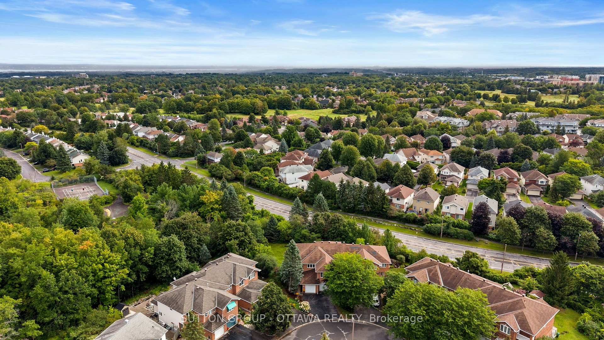 Photo 43 of 52 Windcrest Court, Ottawa, Kanata - Kanata Lakes/Heritage Hills — HOMEH