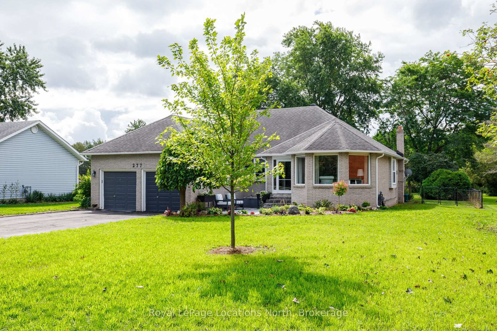 Photo 2 of 277 Christopher Street, Clearview, Stayner — HOMEH