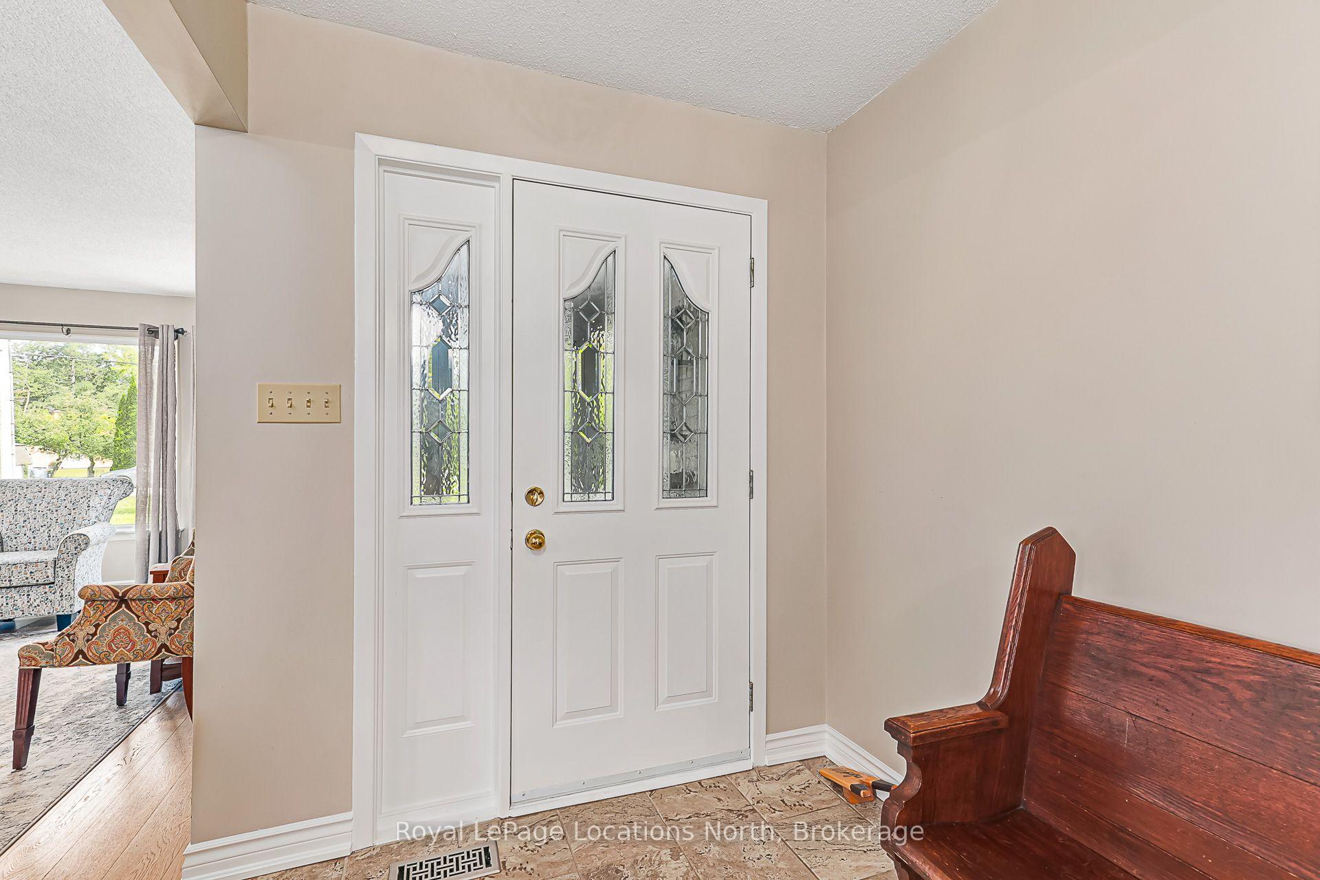Photo 6 of 277 Christopher Street, Clearview, Stayner — HOMEH