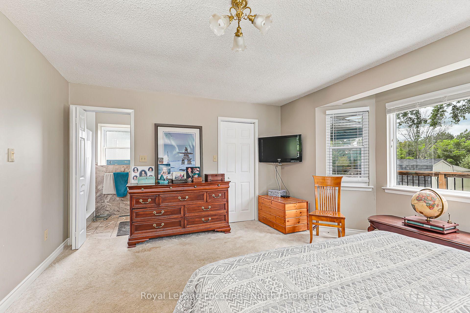 Photo 16 of 277 Christopher Street, Clearview, Stayner — HOMEH