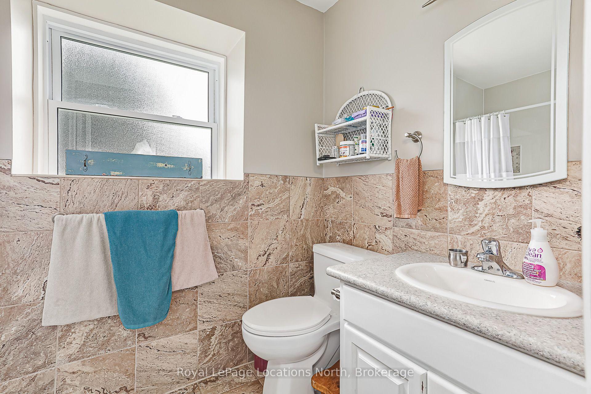 Photo 19 of 277 Christopher Street, Clearview, Stayner — HOMEH