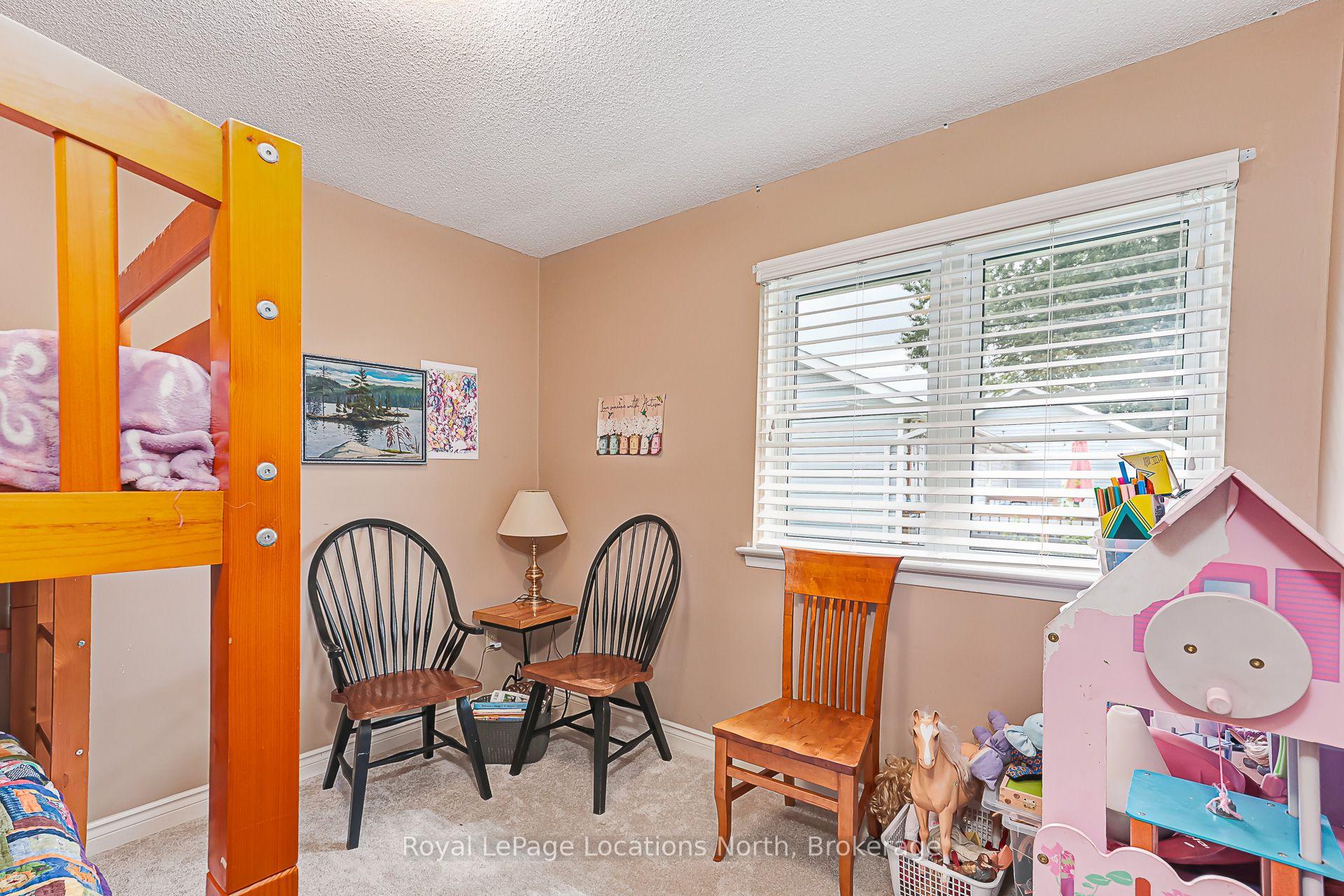 Photo 21 of 277 Christopher Street, Clearview, Stayner — HOMEH