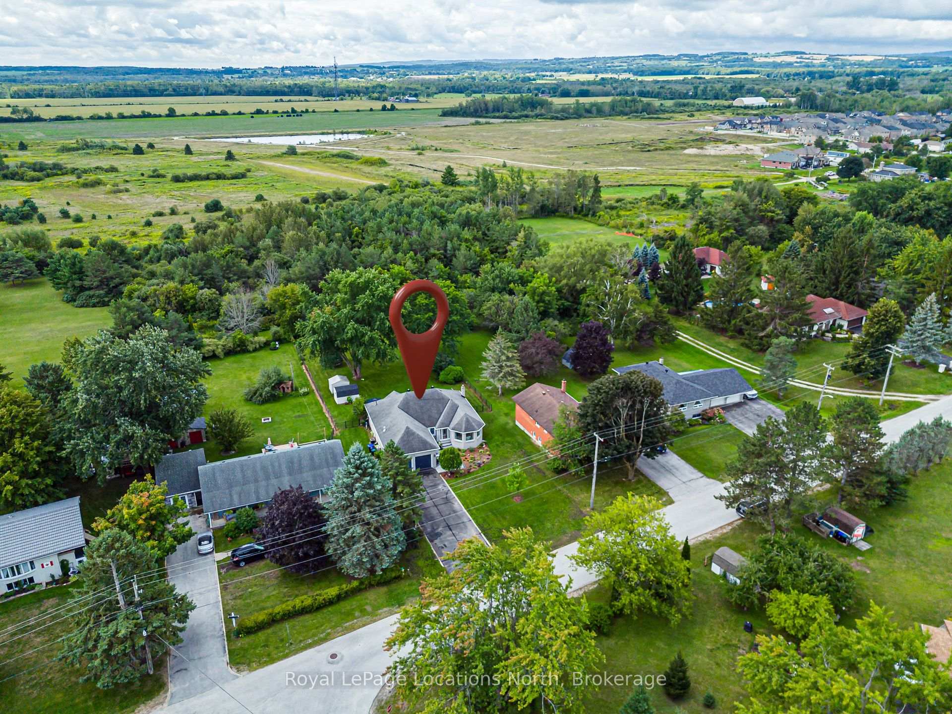 Photo 44 of 277 Christopher Street, Clearview, Stayner — HOMEH