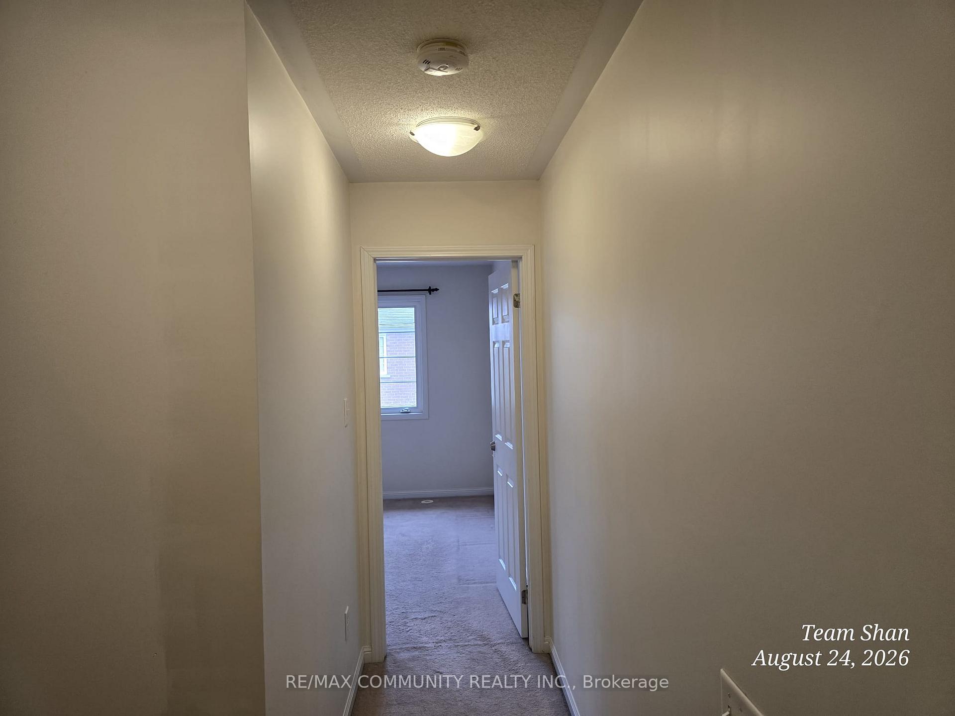 Photo 17 of 49 Ferguson Street, Scarborough, Clairlea-Birchmount — HOMEH