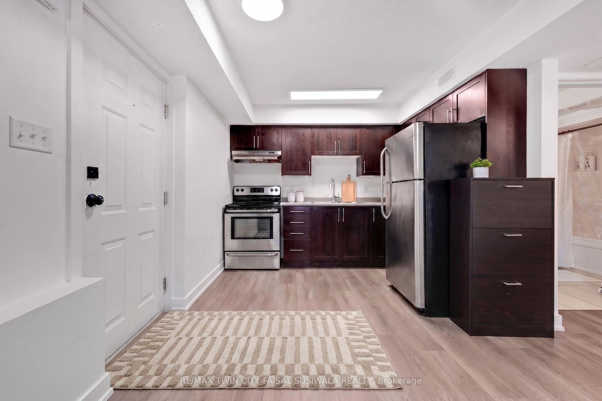 Photo 7 of Unit 1C, 185 Windale Crescent, Kitchener, Laurentian Hills — HOMEH
