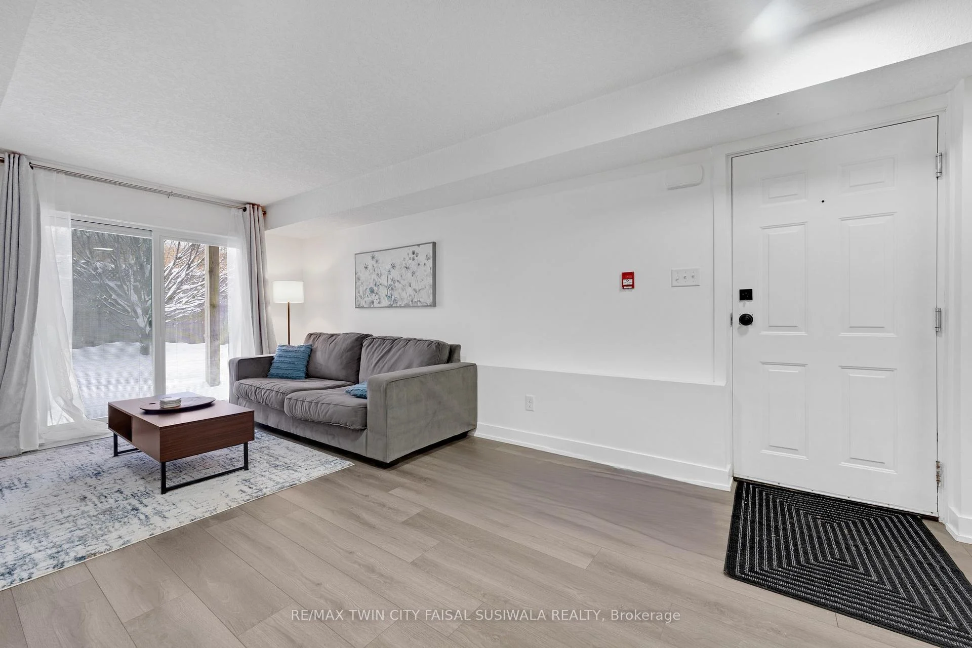 Photo 10 of Unit 1C, 185 Windale Crescent, Kitchener, Laurentian Hills — HOMEH