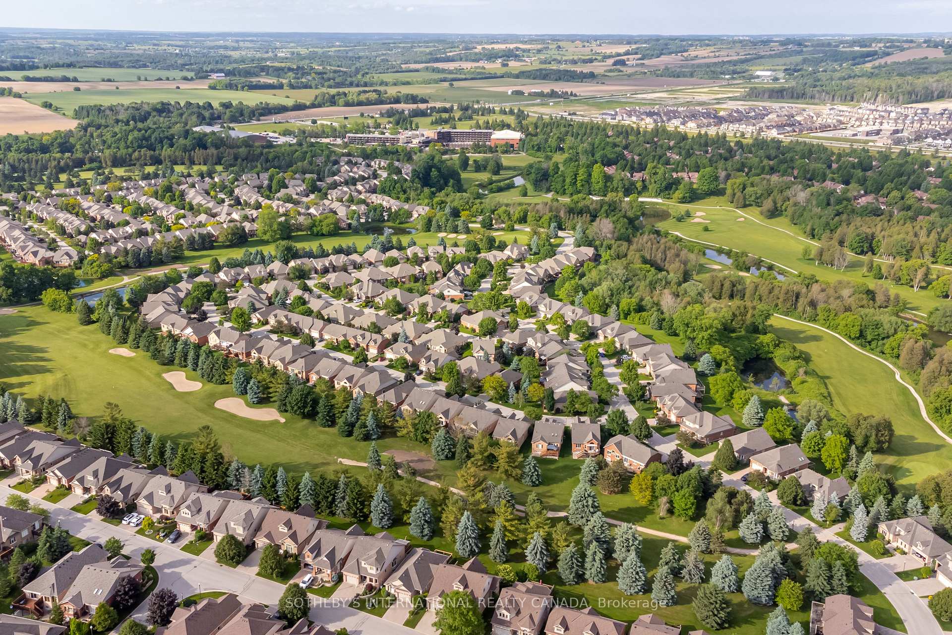 Photo 5 of 14 Artisan Lane, New Tecumseth, Alliston — HOMEH
