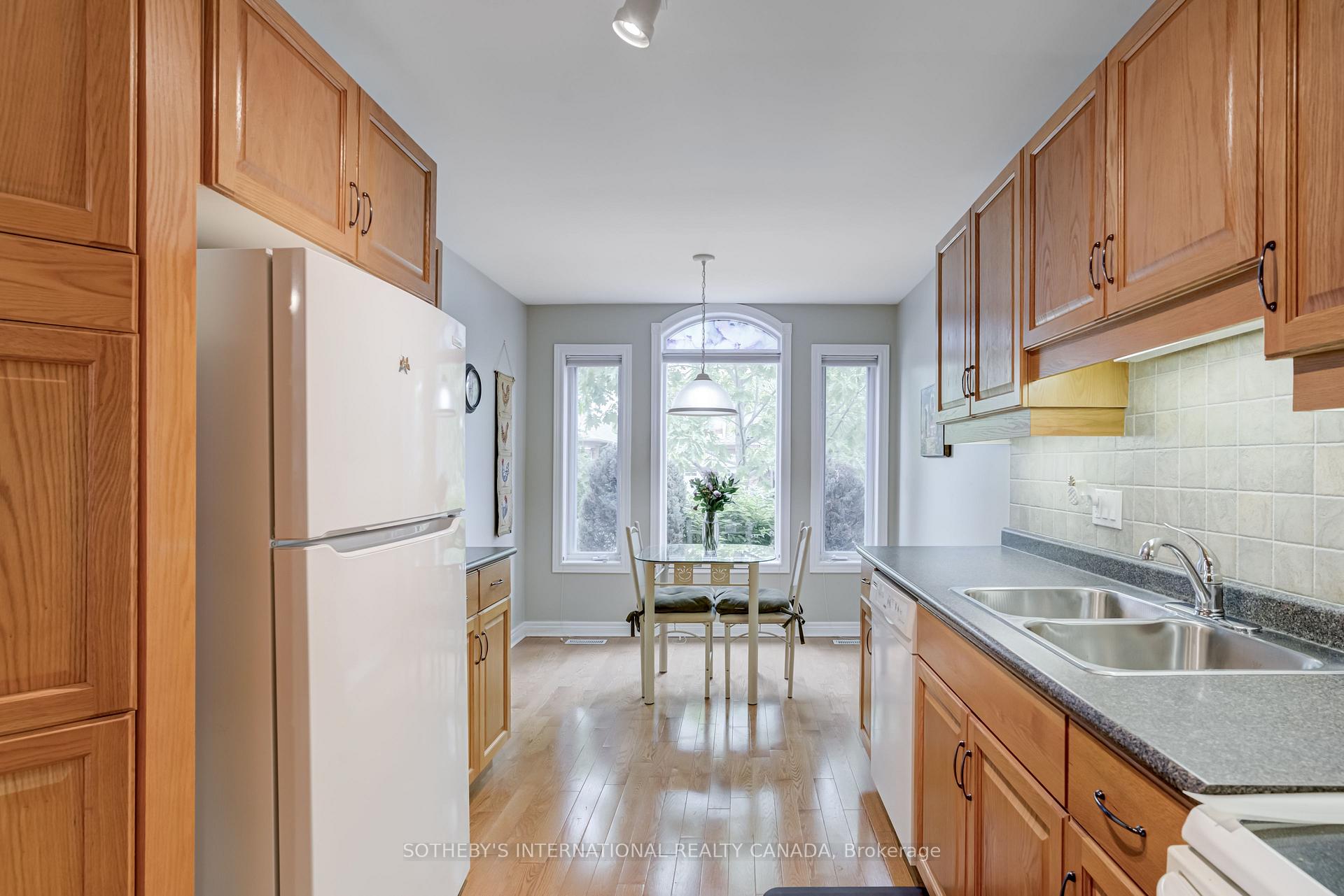 Photo 23 of 14 Artisan Lane, New Tecumseth, Alliston — HOMEH