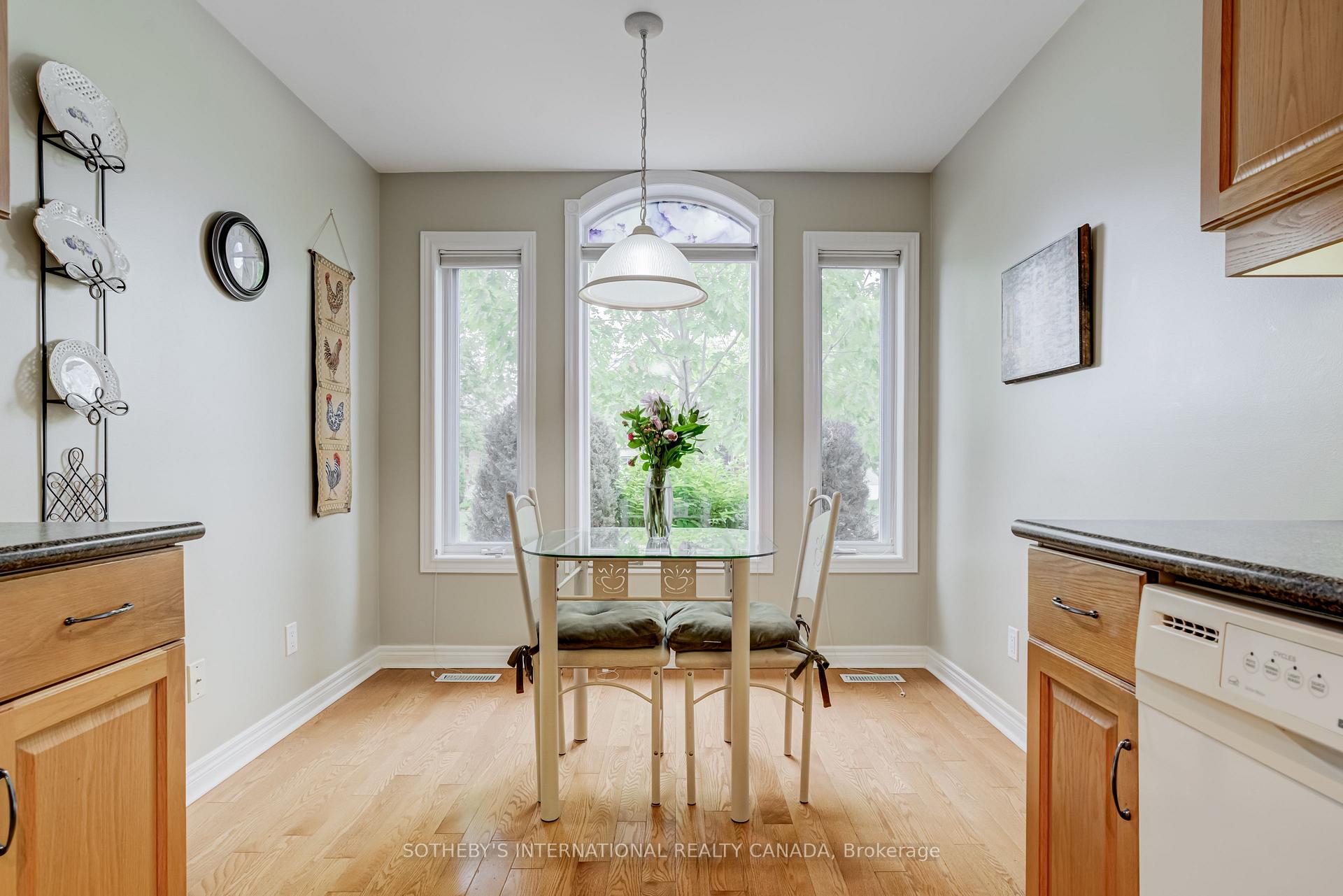 Photo 24 of 14 Artisan Lane, New Tecumseth, Alliston — HOMEH