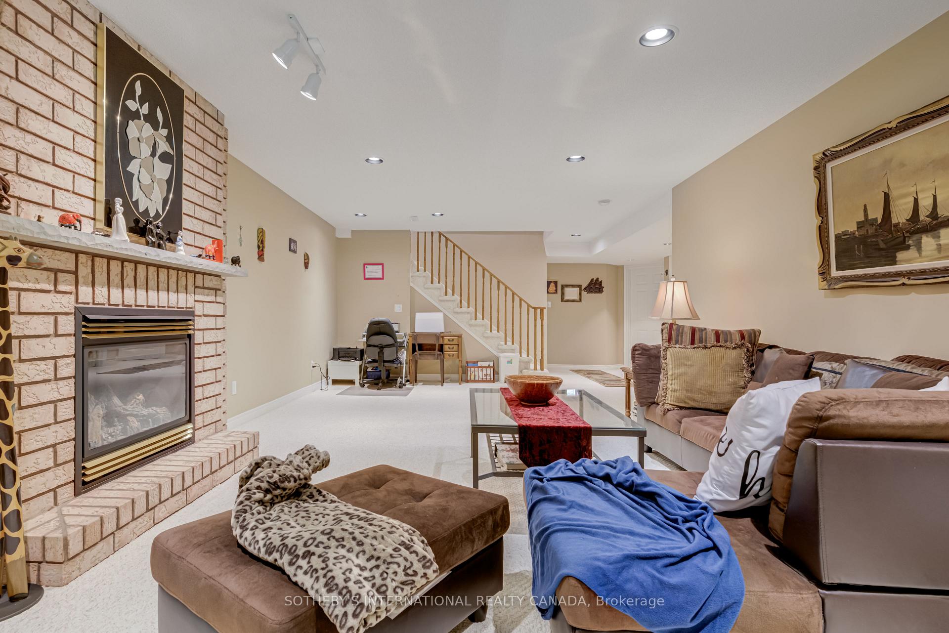 Photo 35 of 14 Artisan Lane, New Tecumseth, Alliston — HOMEH
