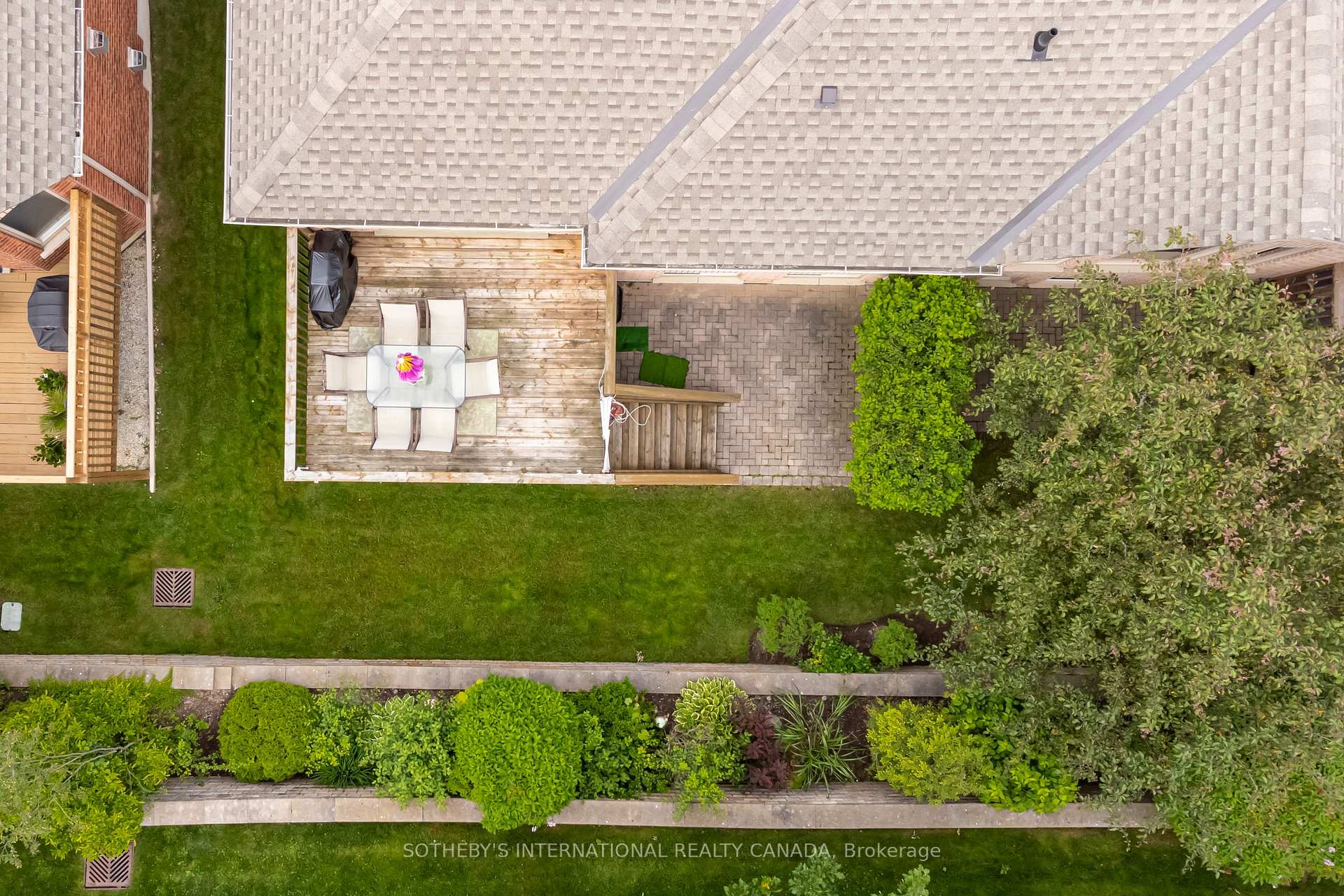 Photo 43 of 14 Artisan Lane, New Tecumseth, Alliston — HOMEH