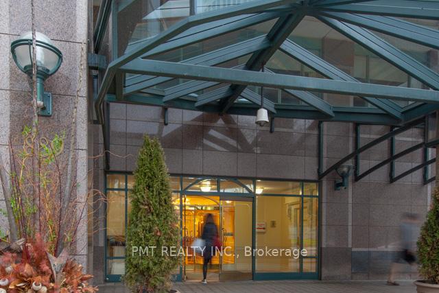 Photo 2 of Unit 901, 889 Bay Street, Toronto, Bay Street Corridor — HOMEH