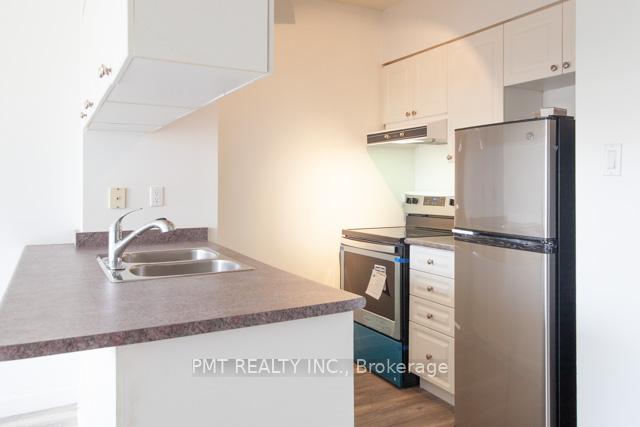 Photo 4 of Unit 901, 889 Bay Street, Toronto, Bay Street Corridor — HOMEH