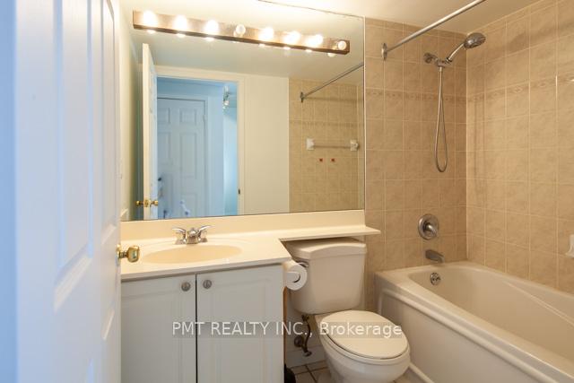 Photo 7 of Unit 901, 889 Bay Street, Toronto, Bay Street Corridor — HOMEH