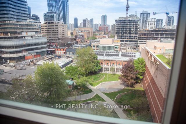 Photo 9 of Unit 901, 889 Bay Street, Toronto, Bay Street Corridor — HOMEH