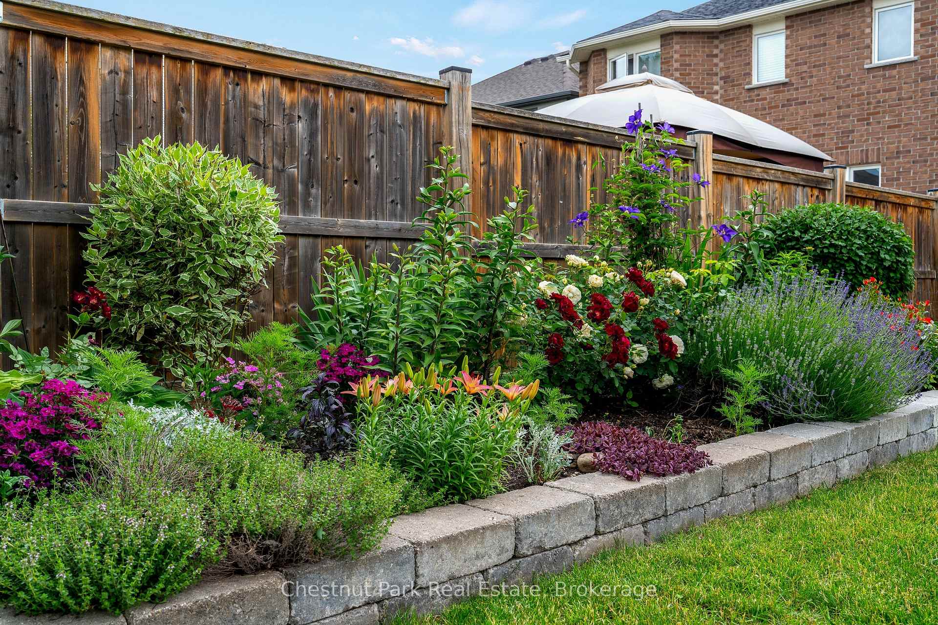Photo 5 of 89 Garbutt Crescent, Collingwood — HOMEH