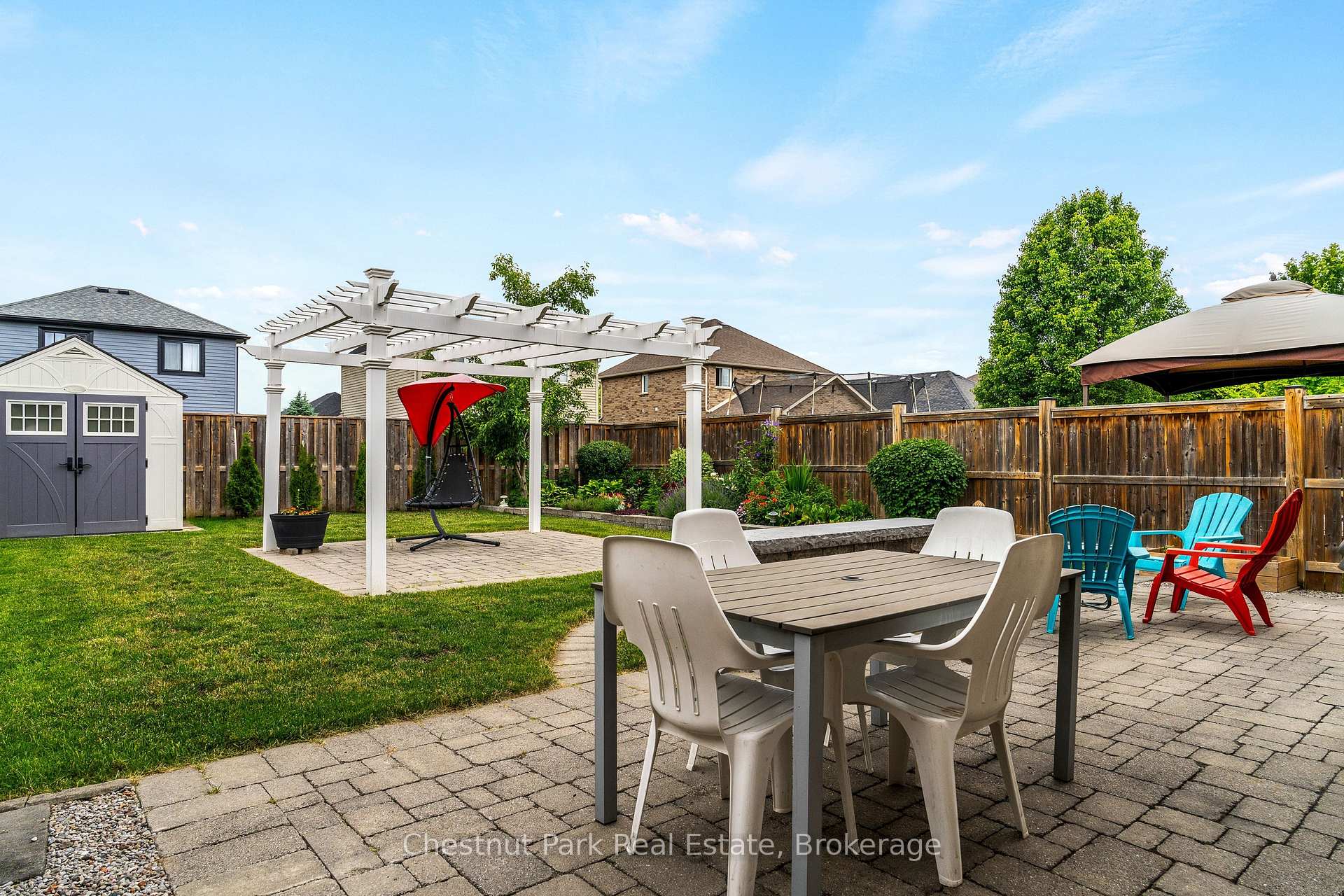 Photo 8 of 89 Garbutt Crescent, Collingwood — HOMEH