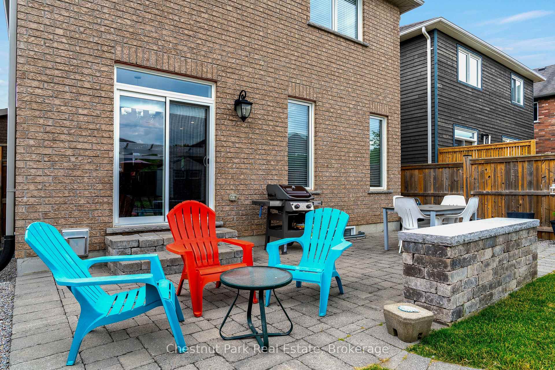 Photo 7 of 89 Garbutt Crescent, Collingwood — HOMEH
