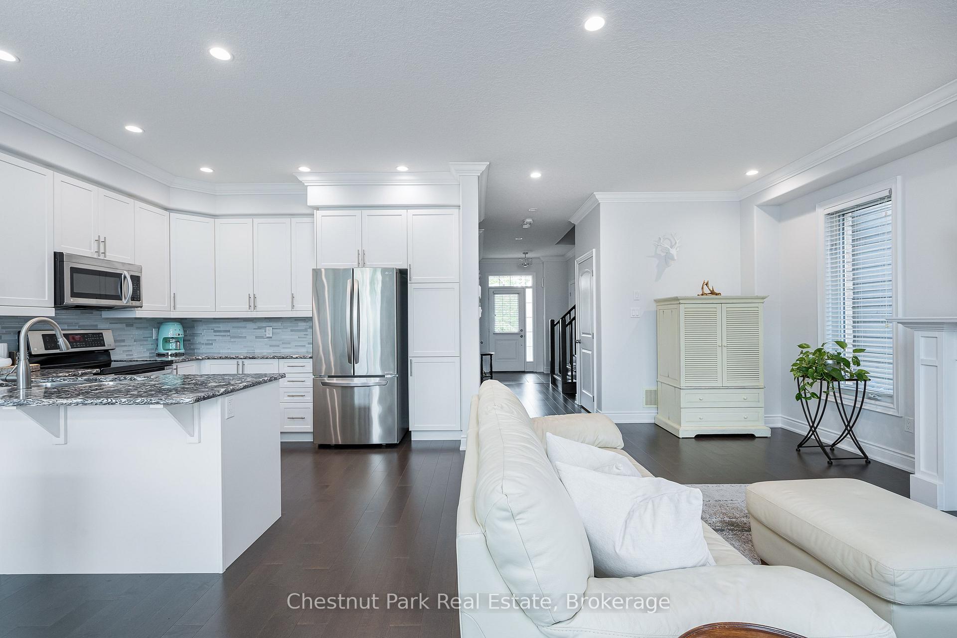 Photo 18 of 89 Garbutt Crescent, Collingwood — HOMEH