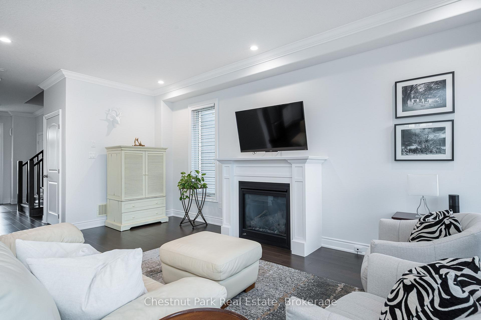 Photo 19 of 89 Garbutt Crescent, Collingwood — HOMEH