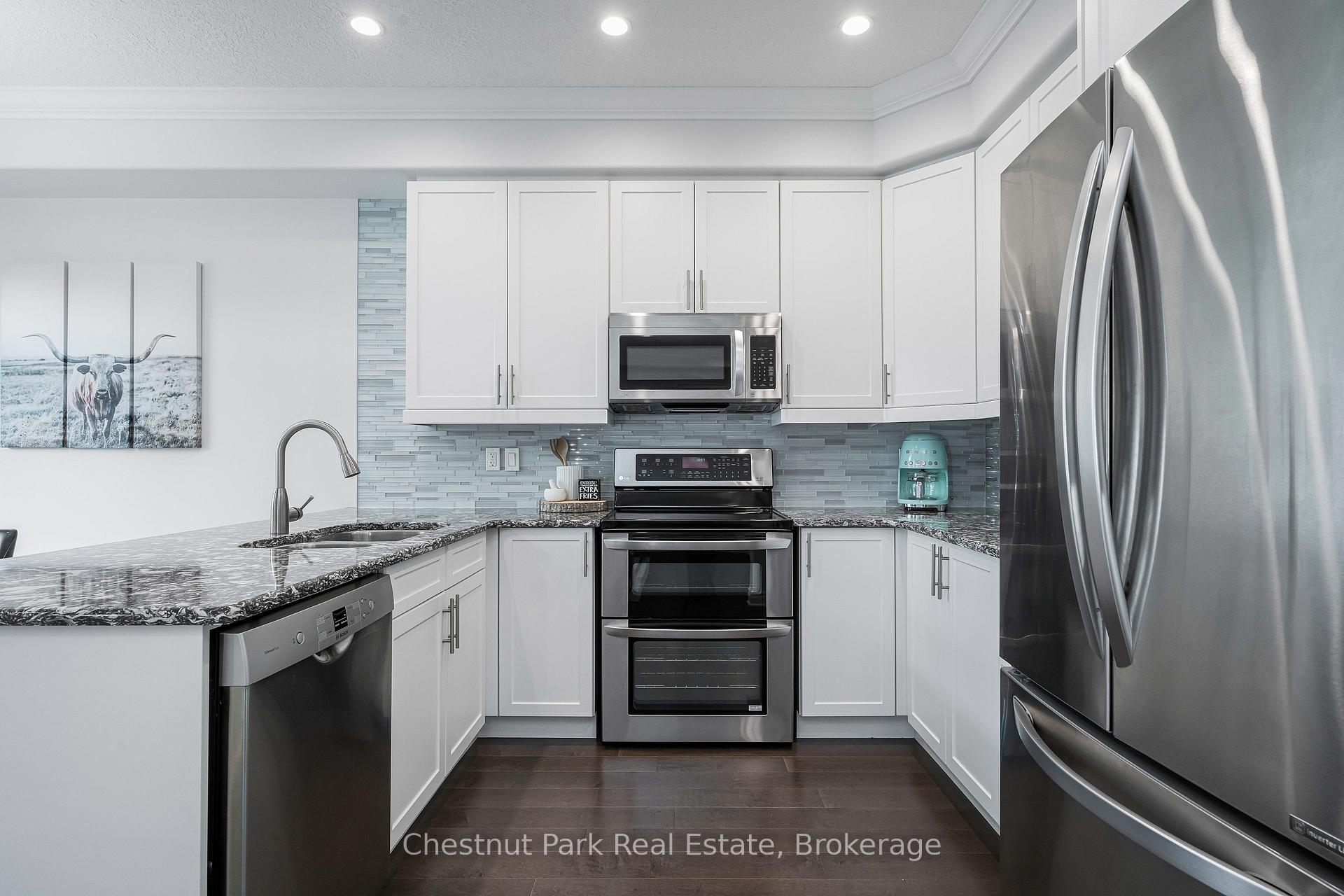 Photo 23 of 89 Garbutt Crescent, Collingwood — HOMEH