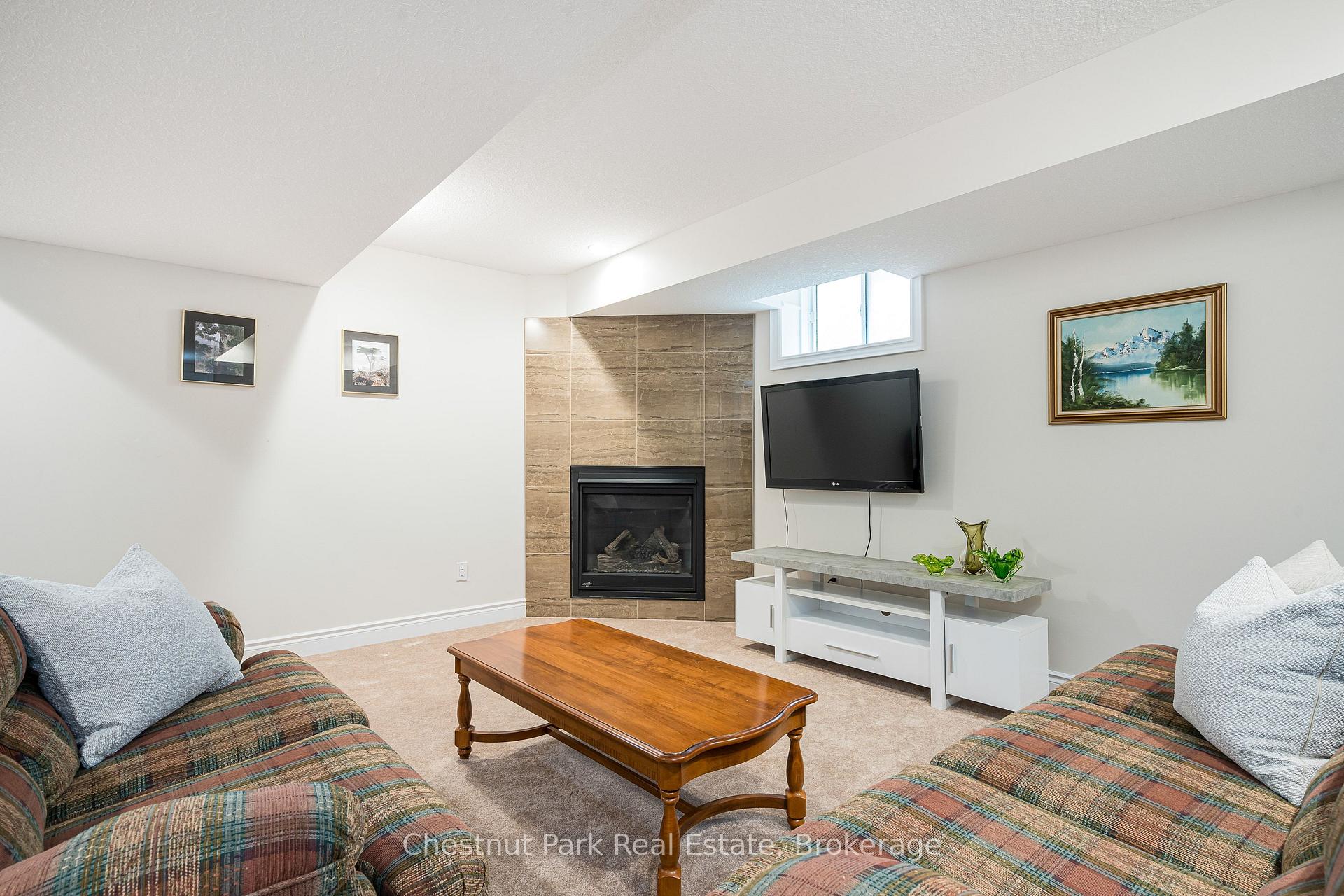 Photo 43 of 89 Garbutt Crescent, Collingwood — HOMEH