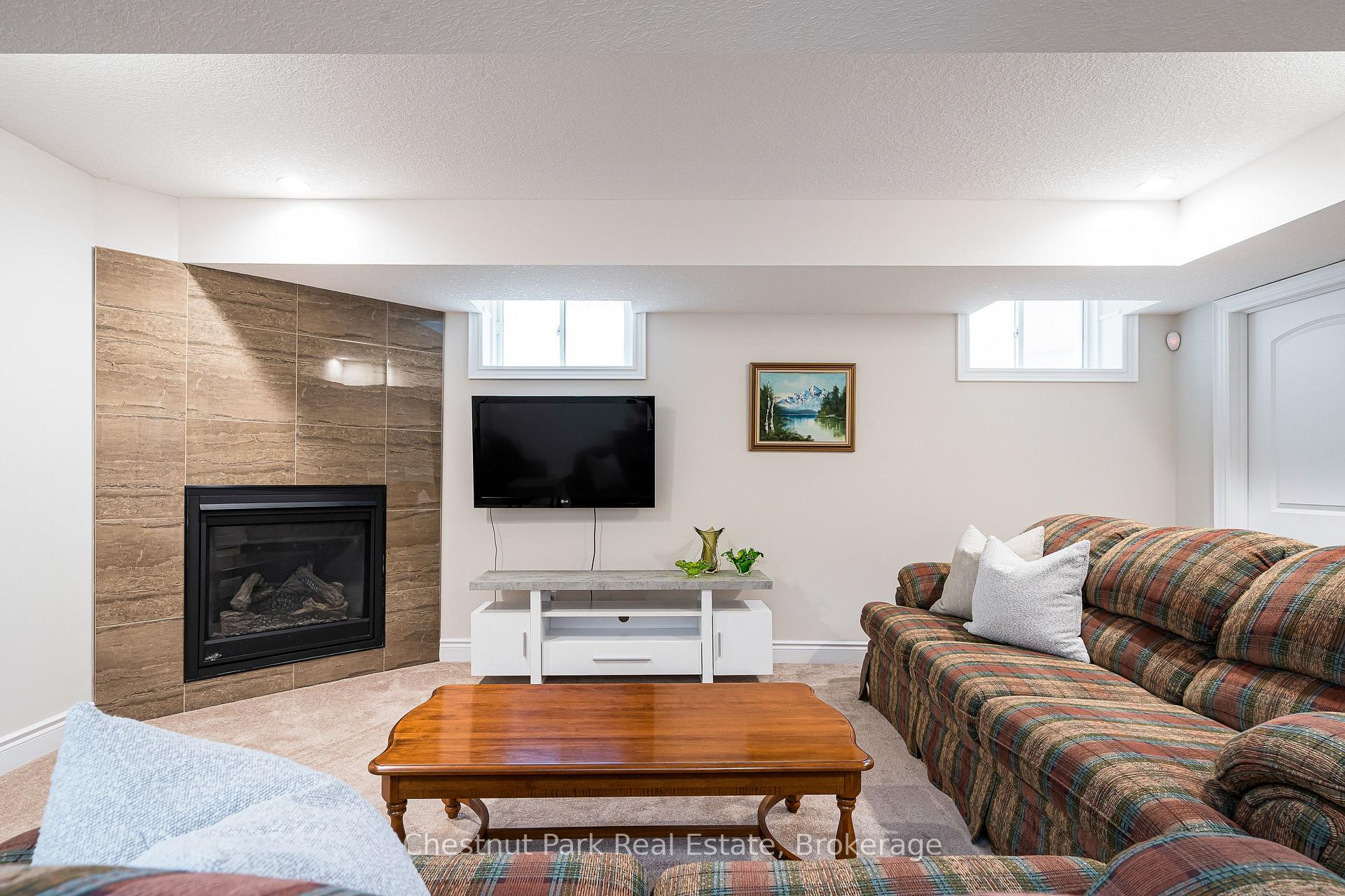 Photo 44 of 89 Garbutt Crescent, Collingwood — HOMEH