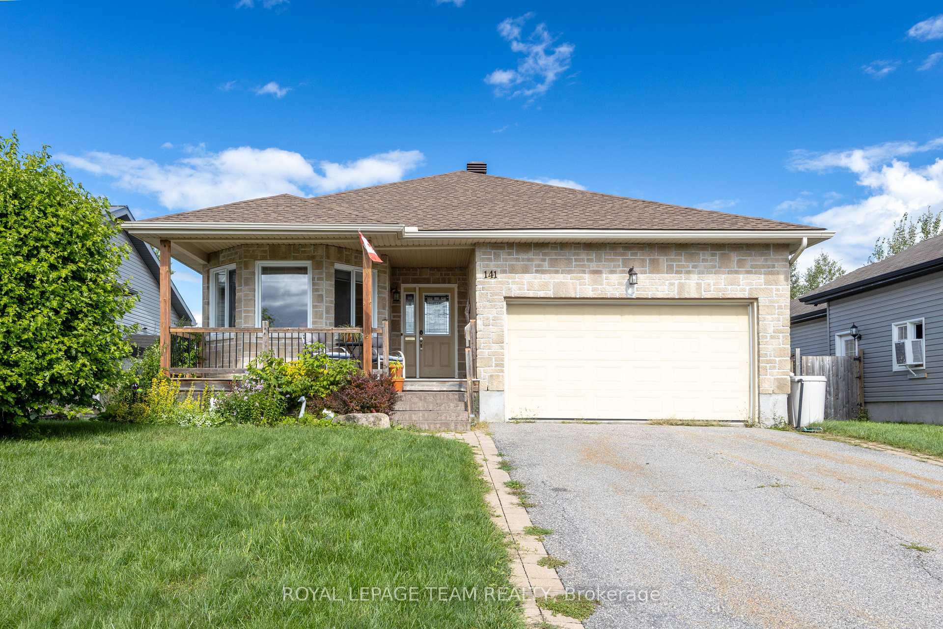 Photo 1 of 141 Raina Way, North Grenville, Kemptville — HOMEH