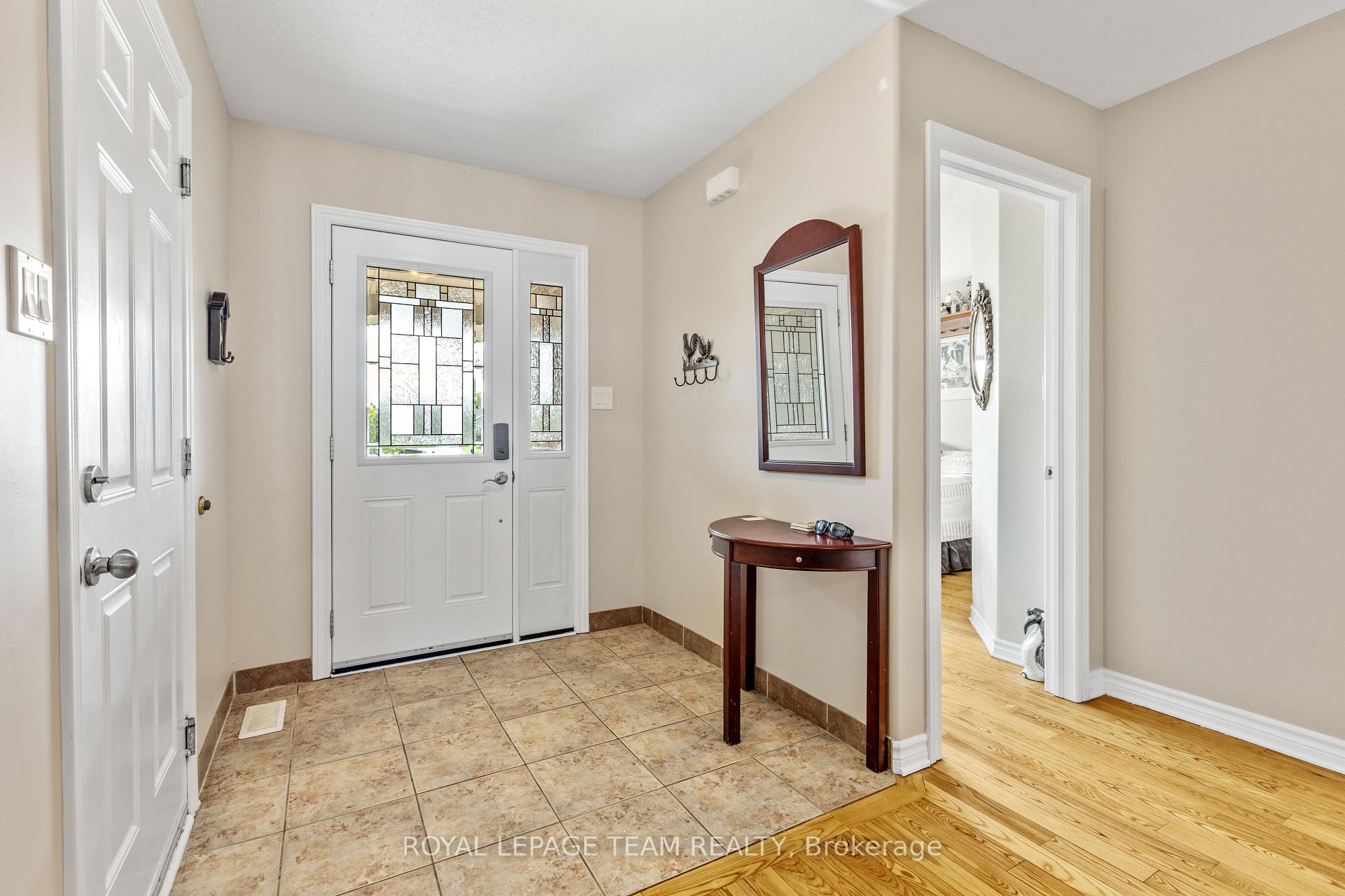 Photo 6 of 141 Raina Way, North Grenville, Kemptville — HOMEH