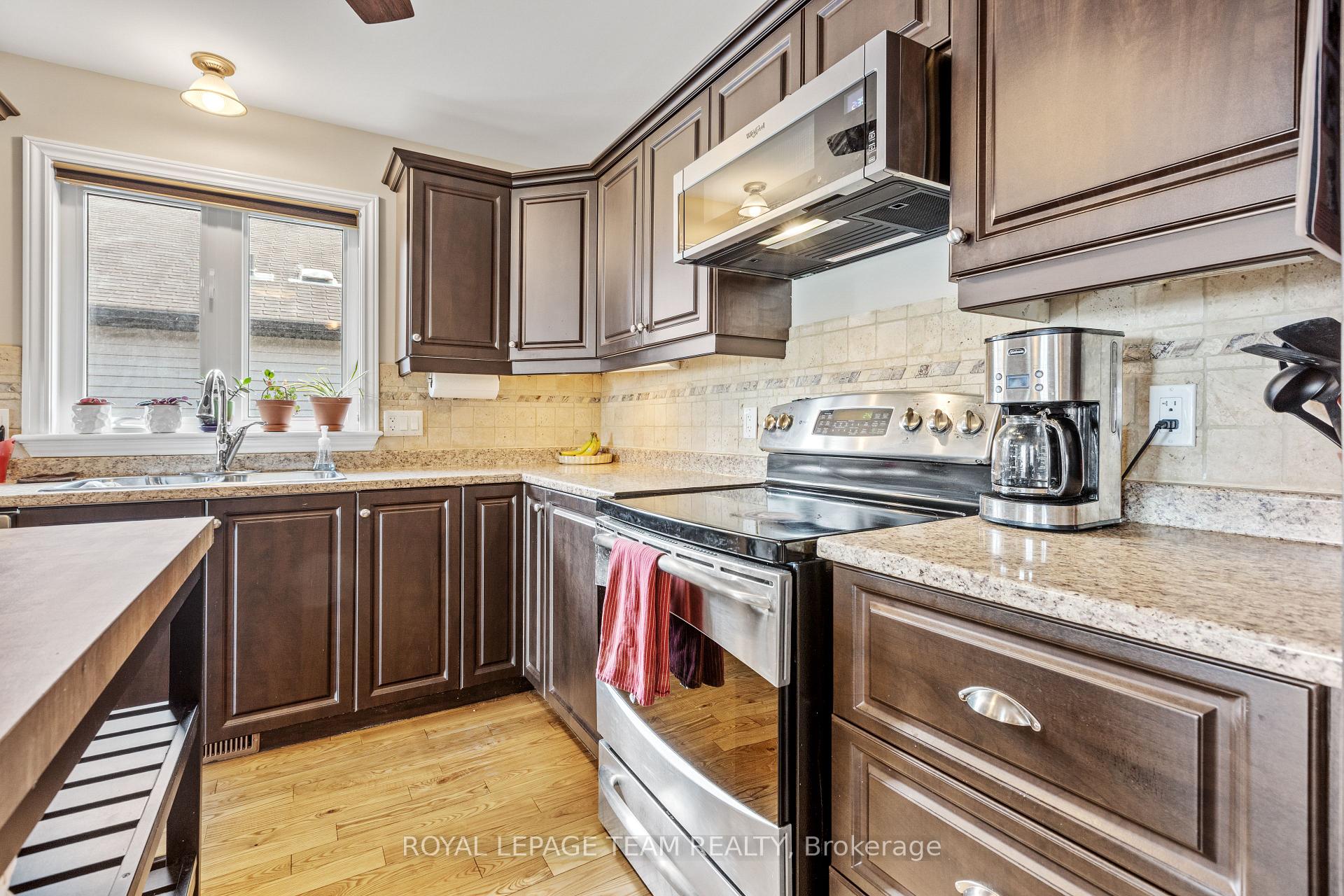 Photo 23 of 141 Raina Way, North Grenville, Kemptville — HOMEH