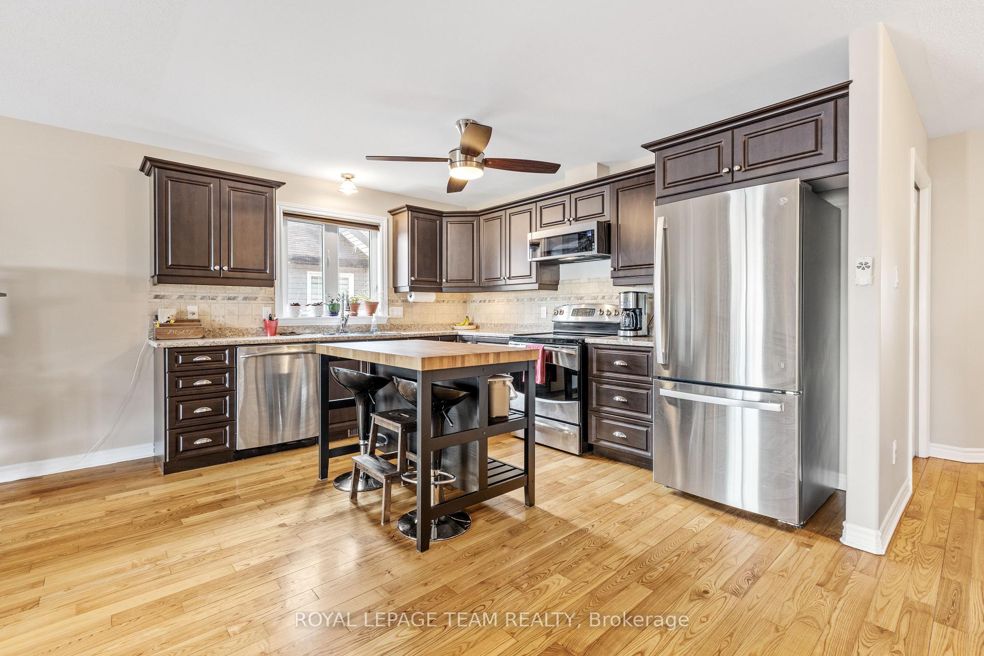 Photo 30 of 141 Raina Way, North Grenville, Kemptville — HOMEH