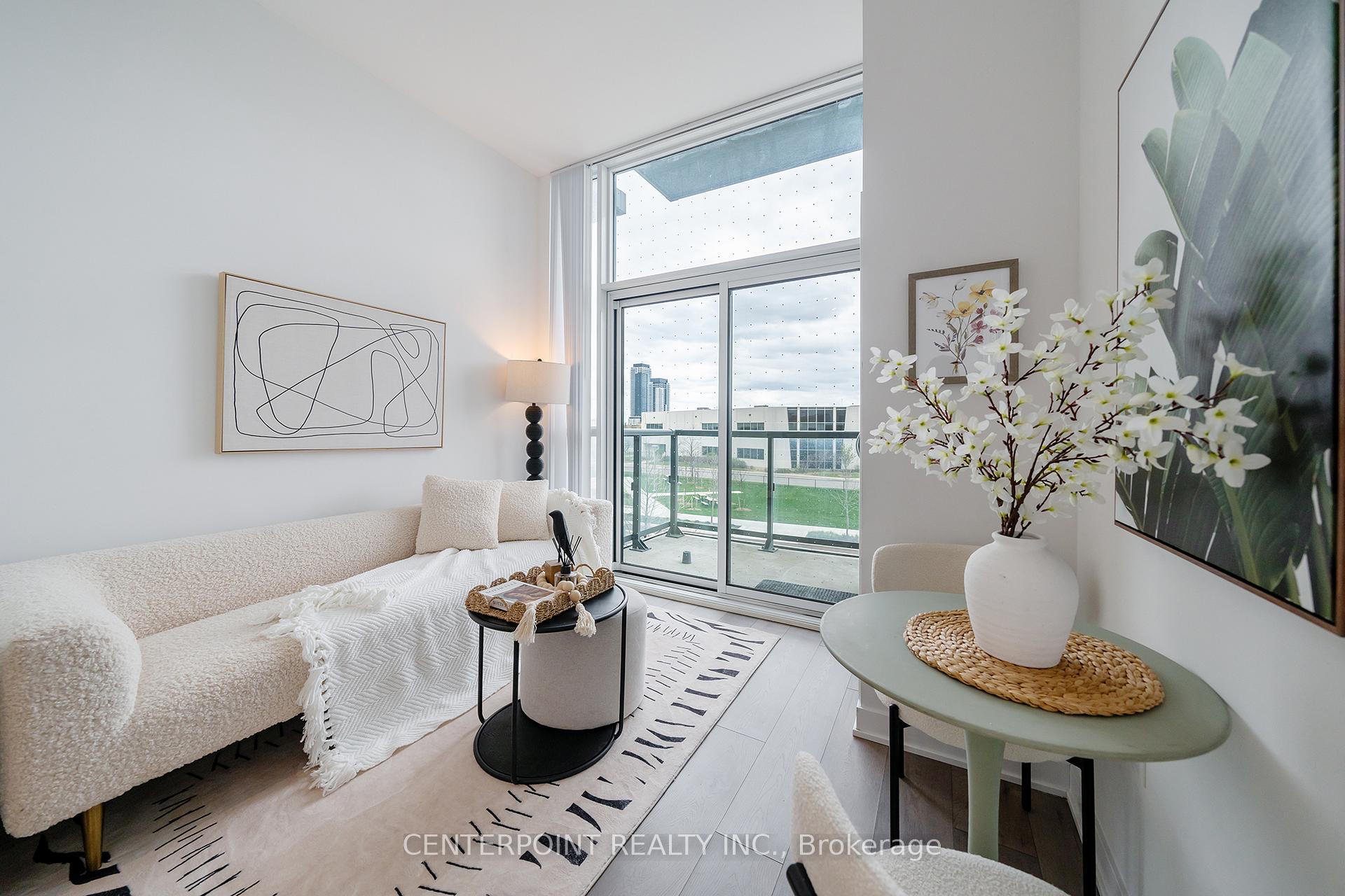 Photo 4 of Unit 219, 60 Honeycrisp Crescent, Vaughan, Vaughan Corporate Centre — HOMEH