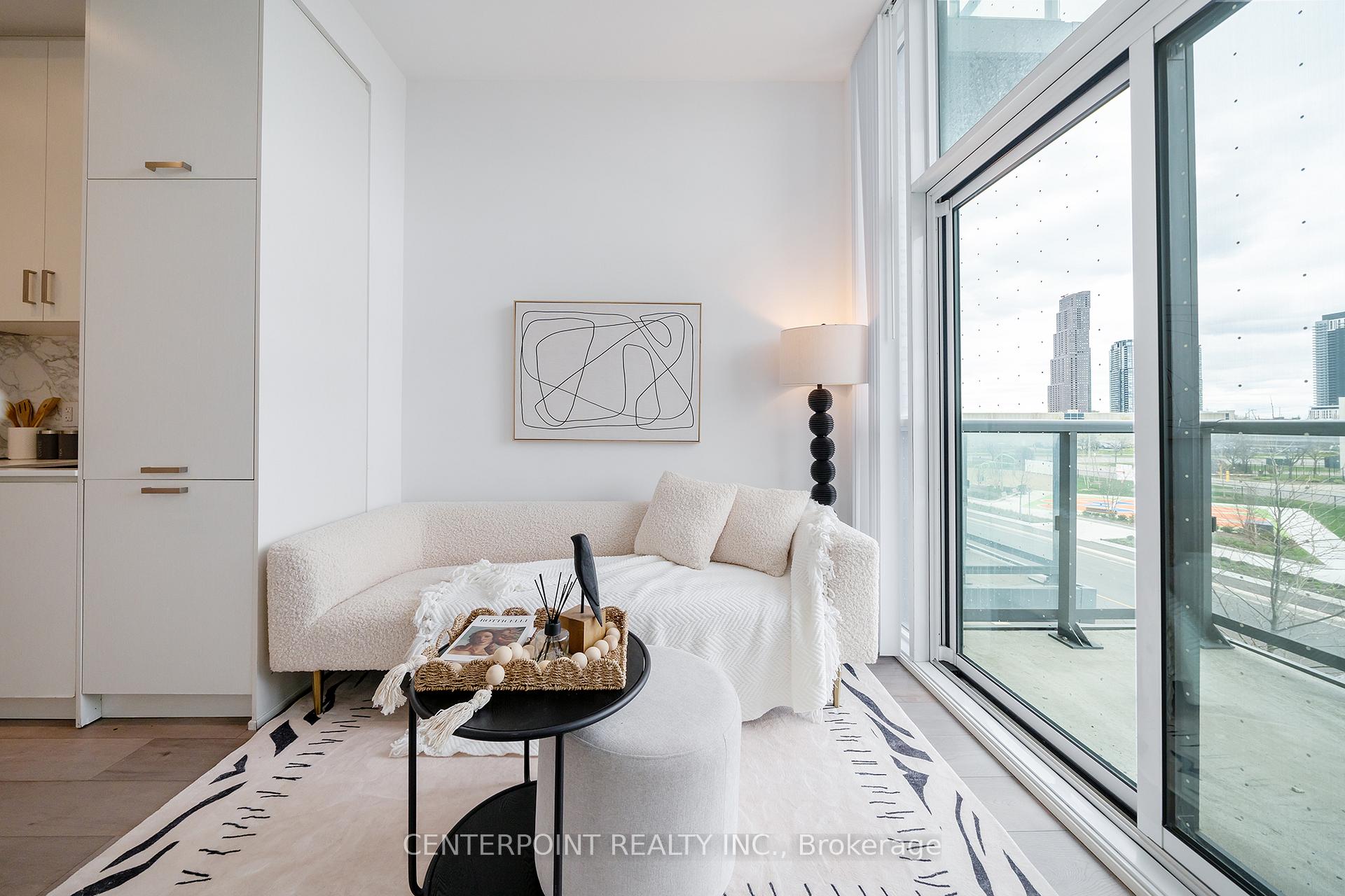 Photo 5 of Unit 219, 60 Honeycrisp Crescent, Vaughan, Vaughan Corporate Centre — HOMEH