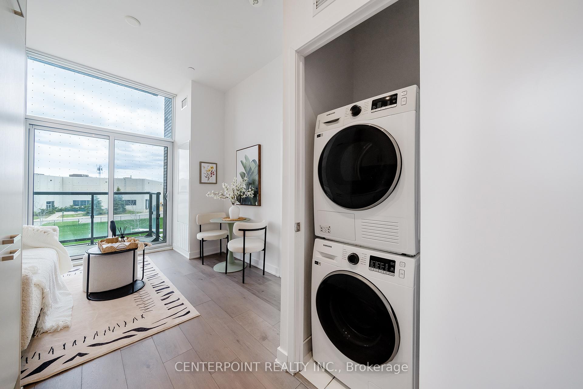 Photo 7 of Unit 219, 60 Honeycrisp Crescent, Vaughan, Vaughan Corporate Centre — HOMEH
