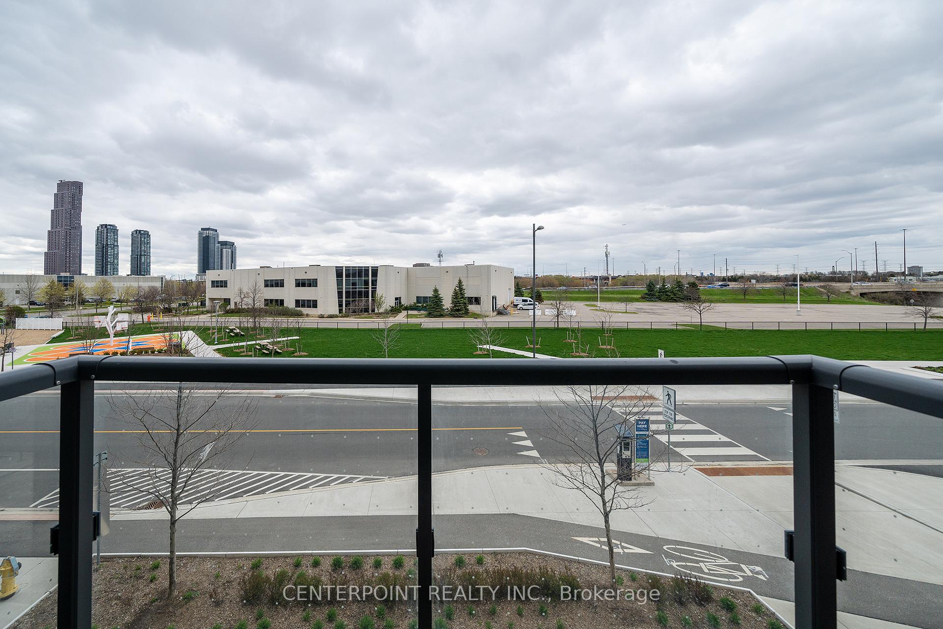 Photo 12 of Unit 219, 60 Honeycrisp Crescent, Vaughan, Vaughan Corporate Centre — HOMEH