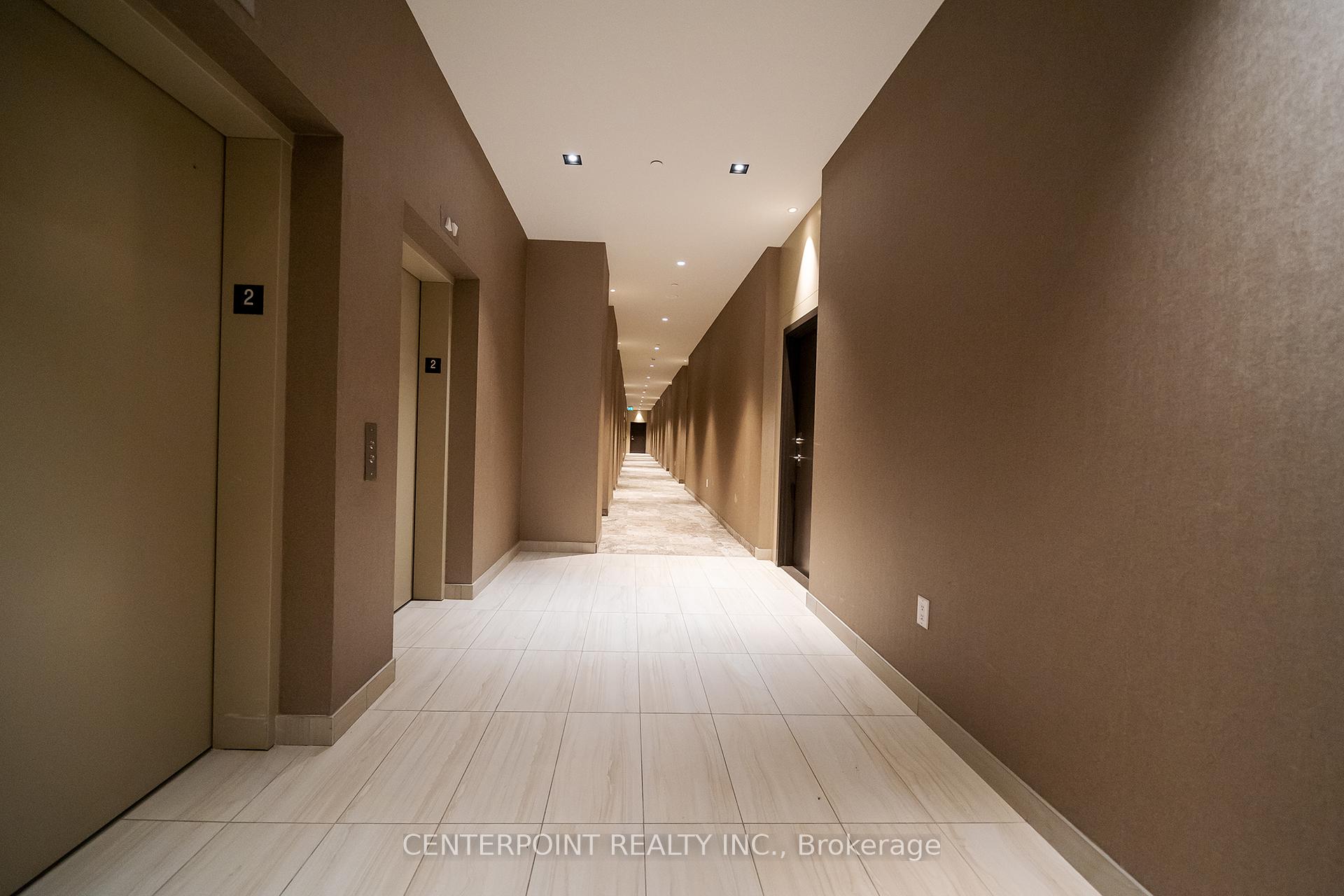Photo 13 of Unit 219, 60 Honeycrisp Crescent, Vaughan, Vaughan Corporate Centre — HOMEH