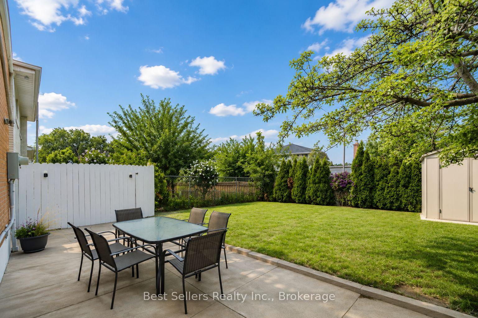 Photo 22 of 3272 Marlene Court, Mississauga, Applewood — HOMEH