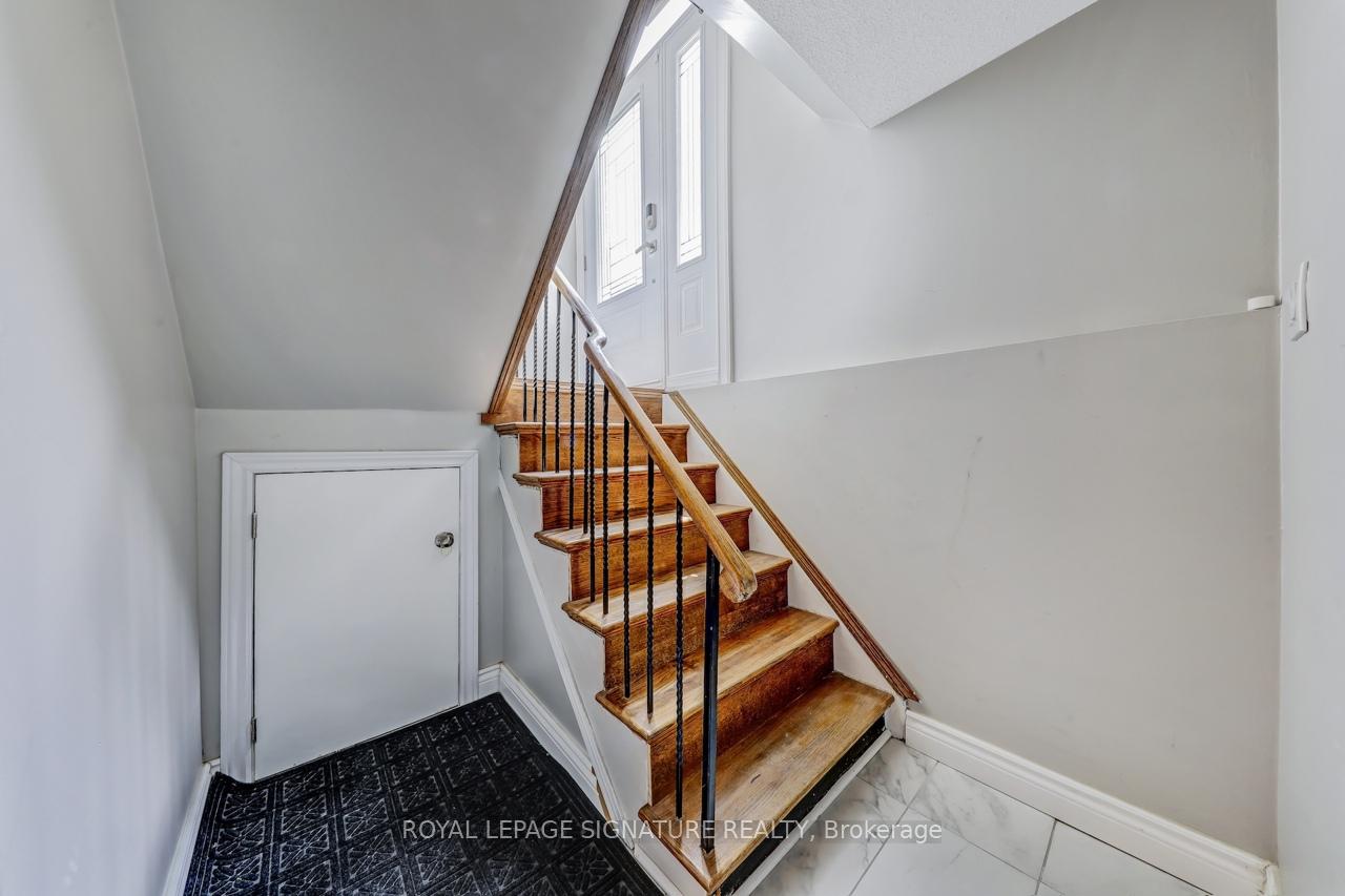 Photo 3 of Unit Bsmt, 1905 Rosefield Road, Pickering, Liverpool — HOMEH