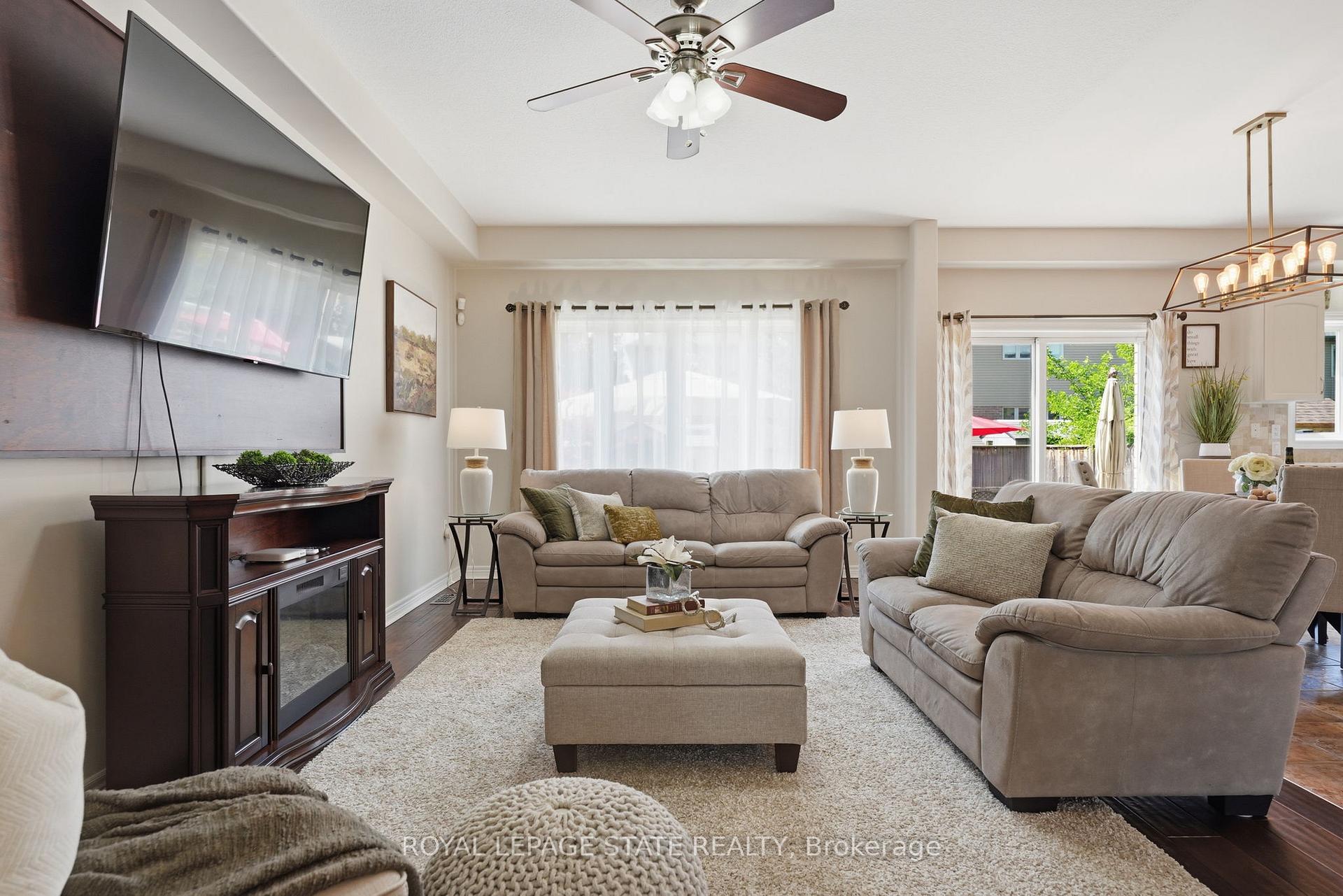 Photo 2 of 4896 Alexandra Avenue, Lincoln, Beamsville — HOMEH