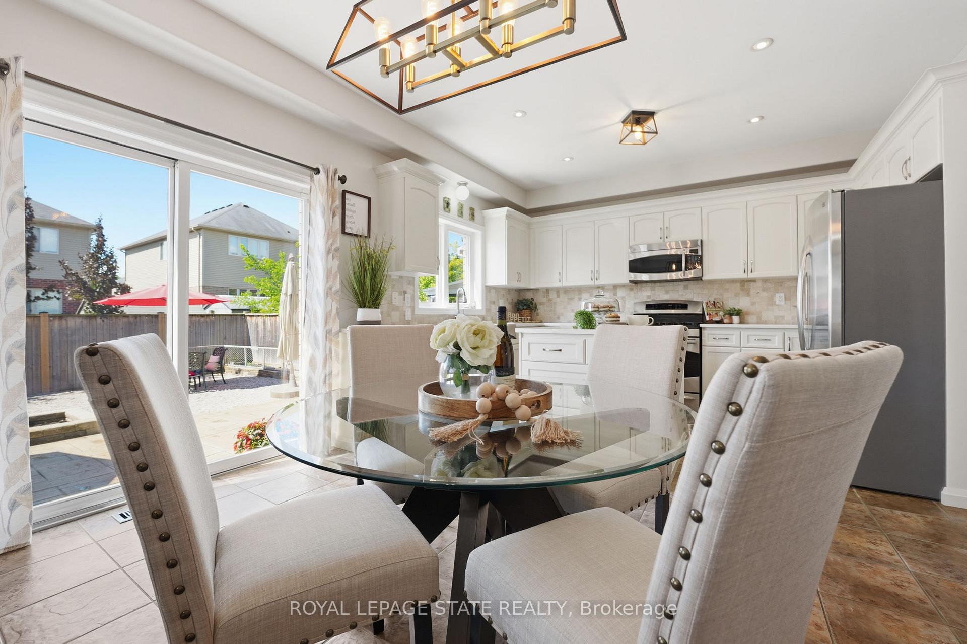 Photo 14 of 4896 Alexandra Avenue, Lincoln, Beamsville — HOMEH