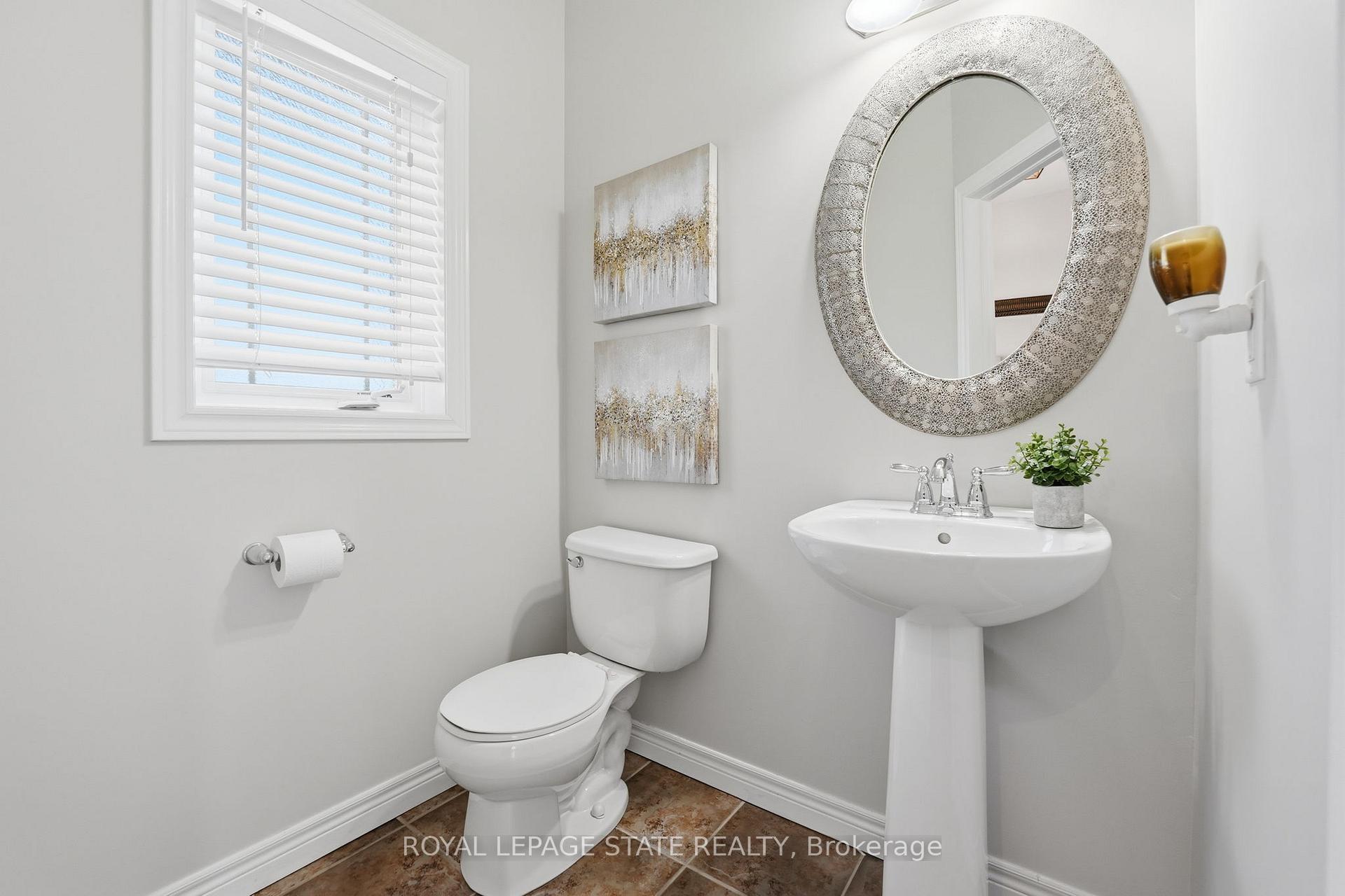 Photo 18 of 4896 Alexandra Avenue, Lincoln, Beamsville — HOMEH