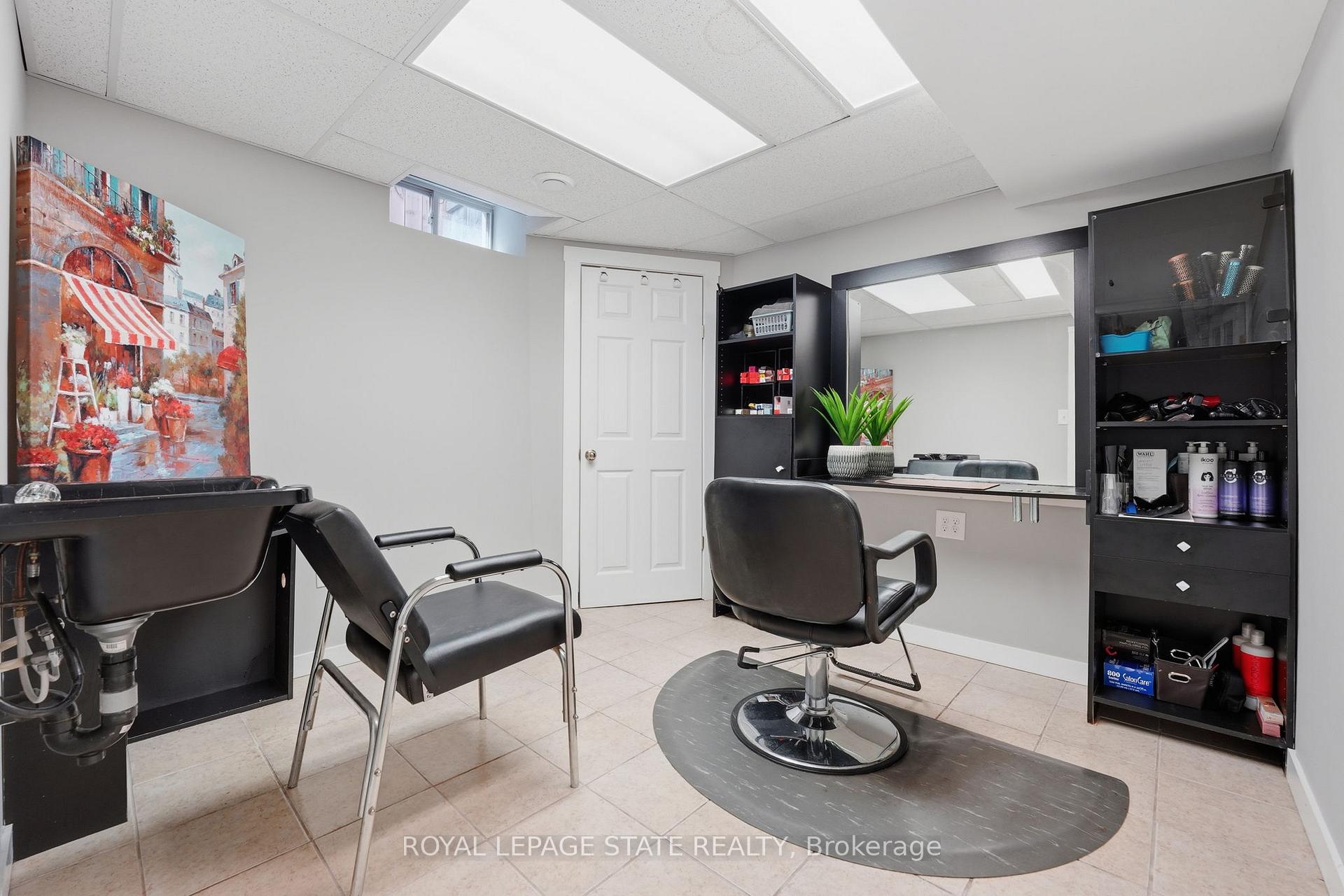 Photo 35 of 4896 Alexandra Avenue, Lincoln, Beamsville — HOMEH