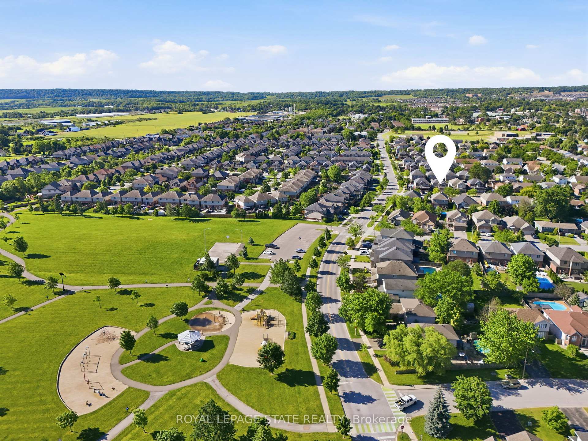 Photo 42 of 4896 Alexandra Avenue, Lincoln, Beamsville — HOMEH