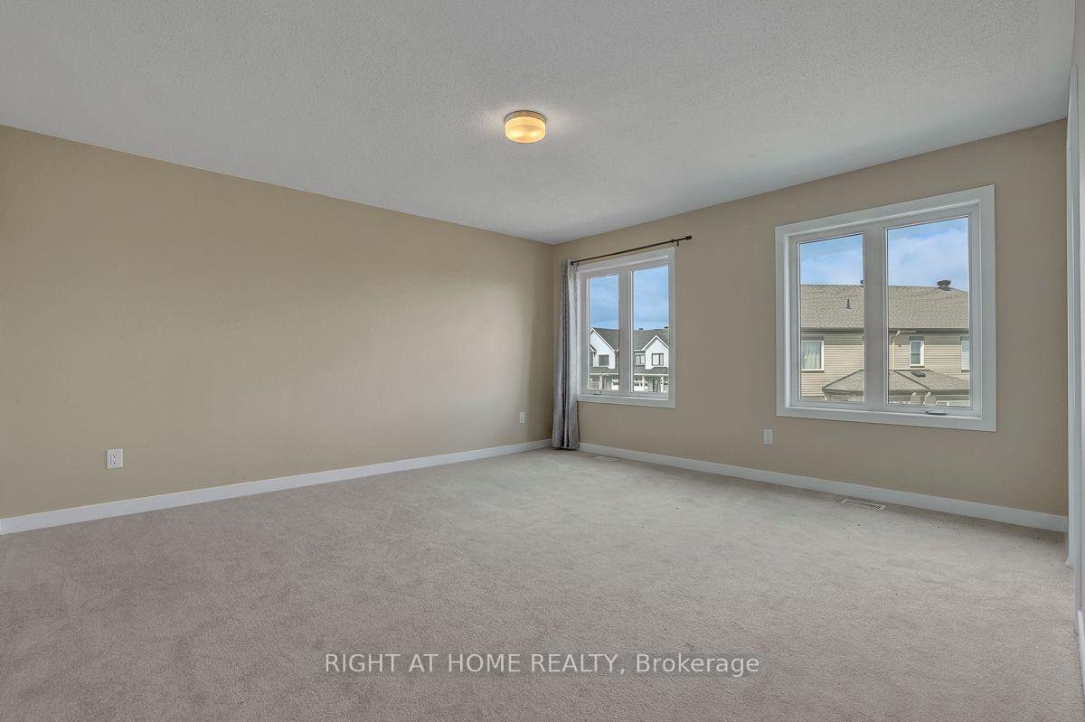 Photo 21 of 218 Conservancy Drive, Ottawa, Barrhaven - Heritage Park — HOMEH