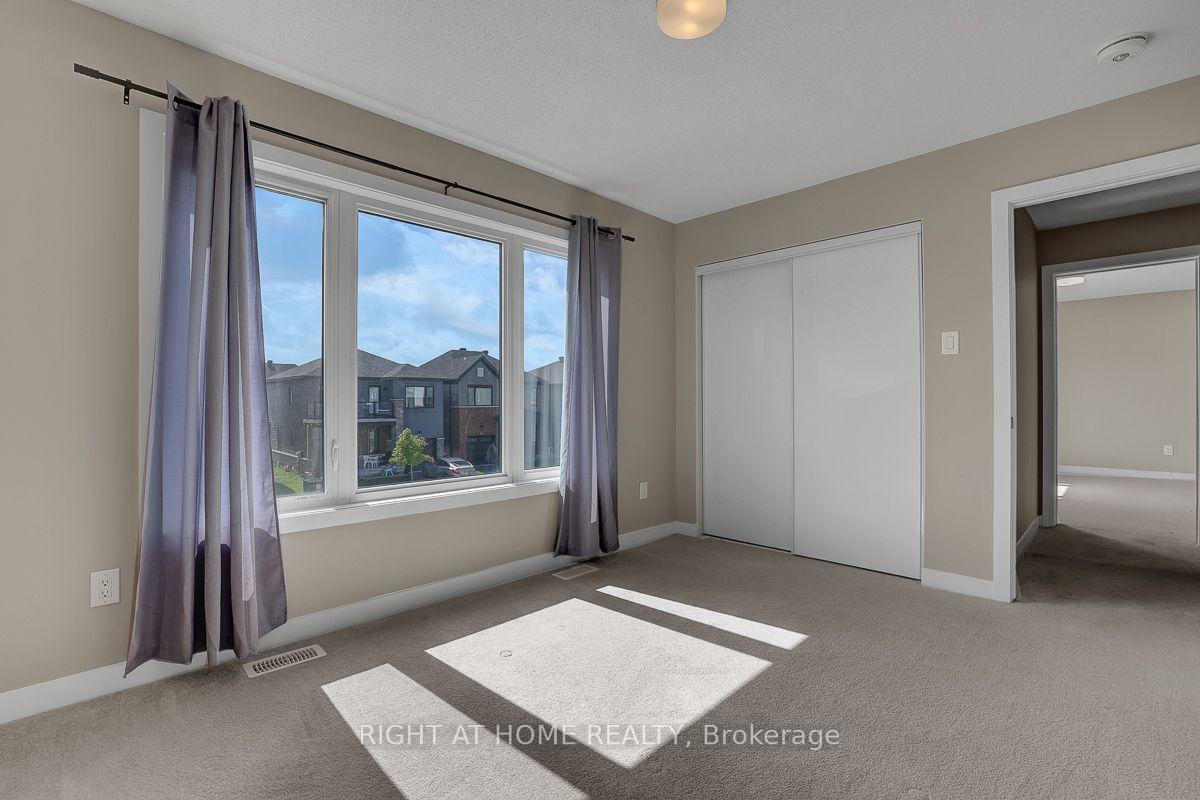 Photo 31 of 218 Conservancy Drive, Ottawa, Barrhaven - Heritage Park — HOMEH